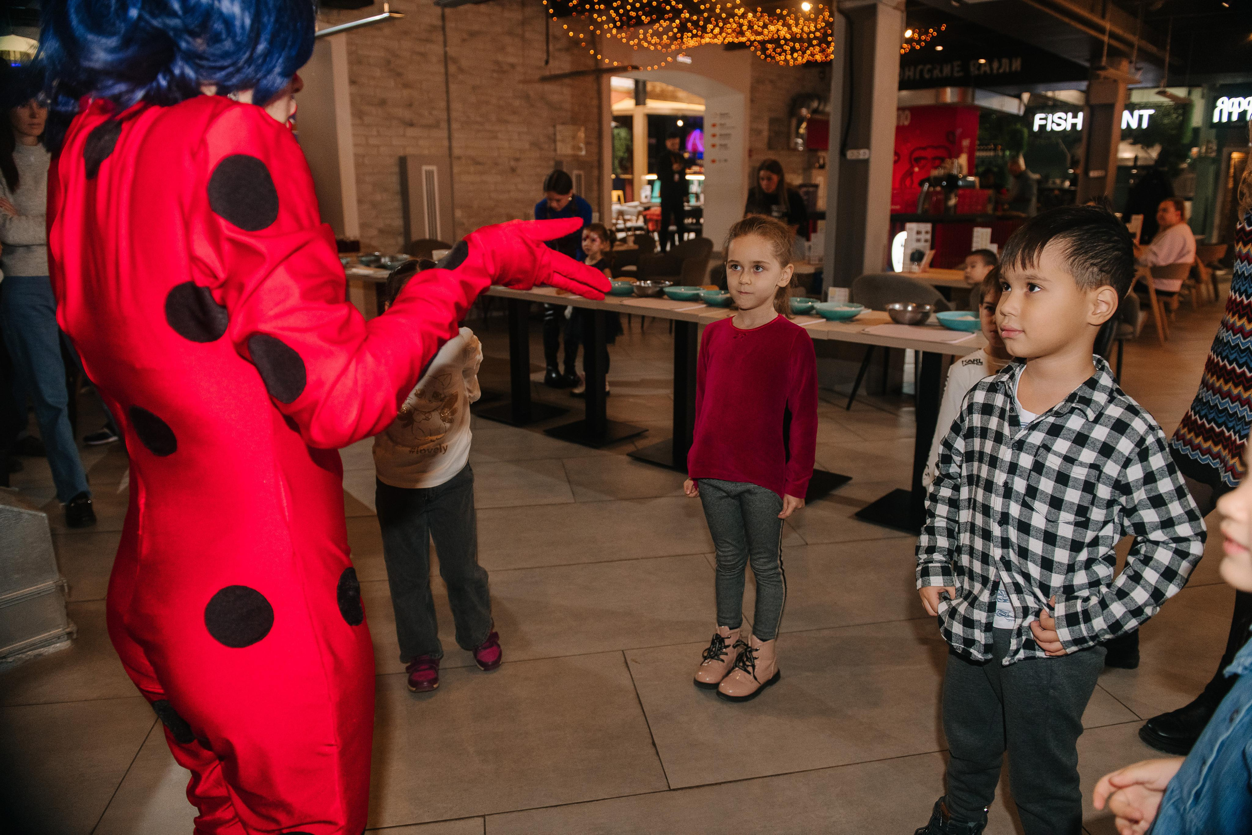 Гастродвор. Детский мастер-класс по приготовлению сэндвичей. Фотограф Валерия Голубева (Миронова)