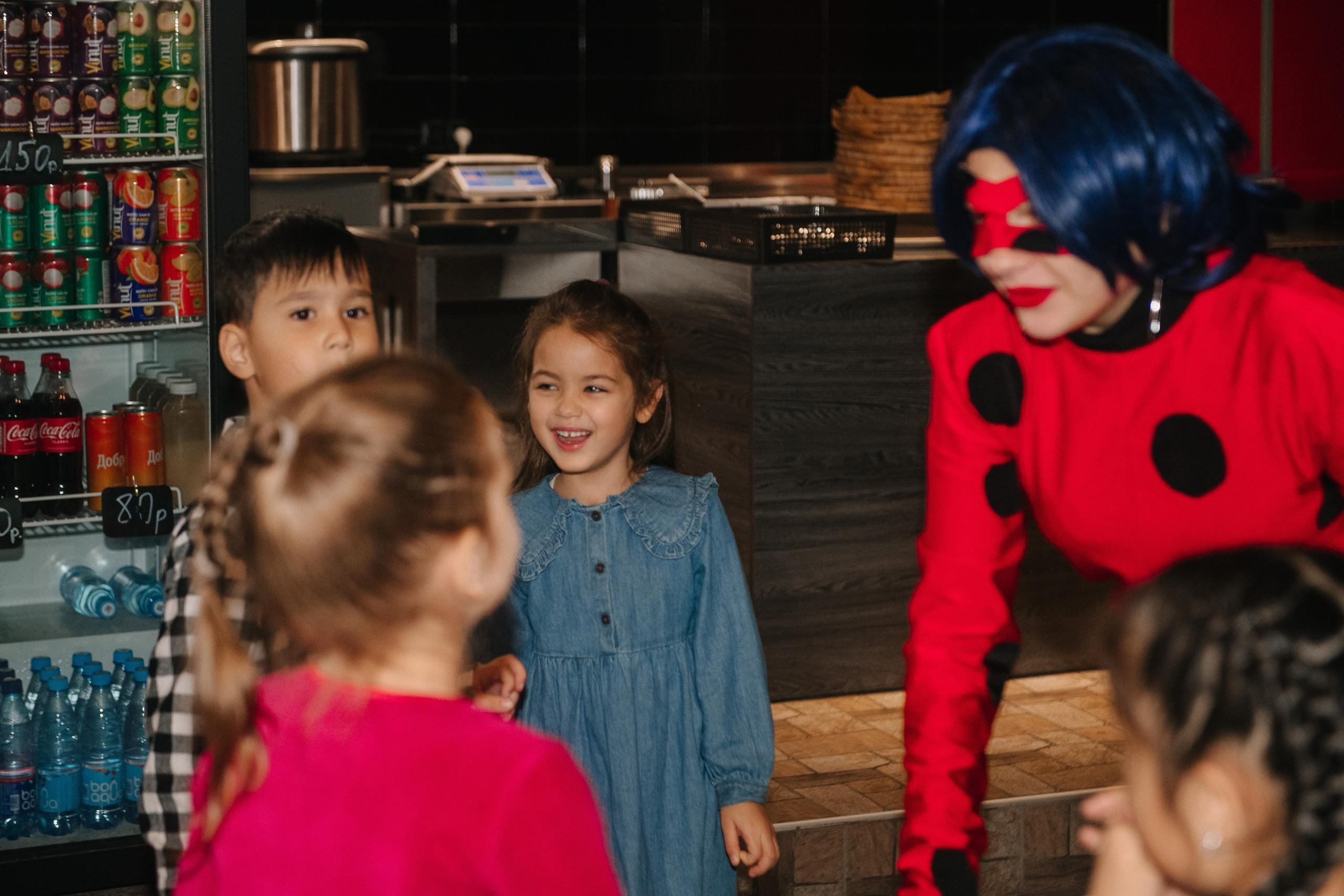 Гастродвор. Детский мастер-класс по приготовлению сэндвичей. Фотограф Валерия Голубева (Миронова)