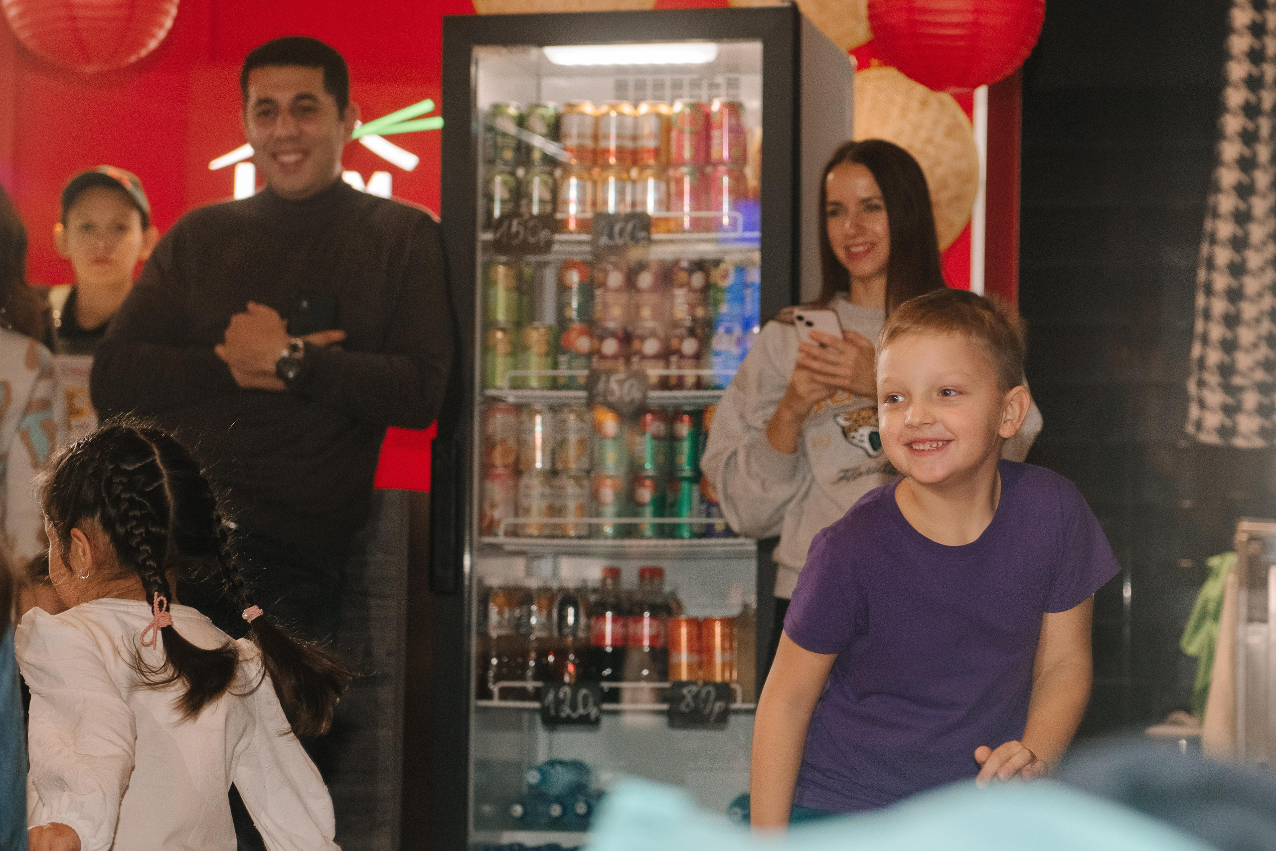 Гастродвор. Детский мастер-класс по приготовлению сэндвичей. Фотограф Валерия Голубева (Миронова)