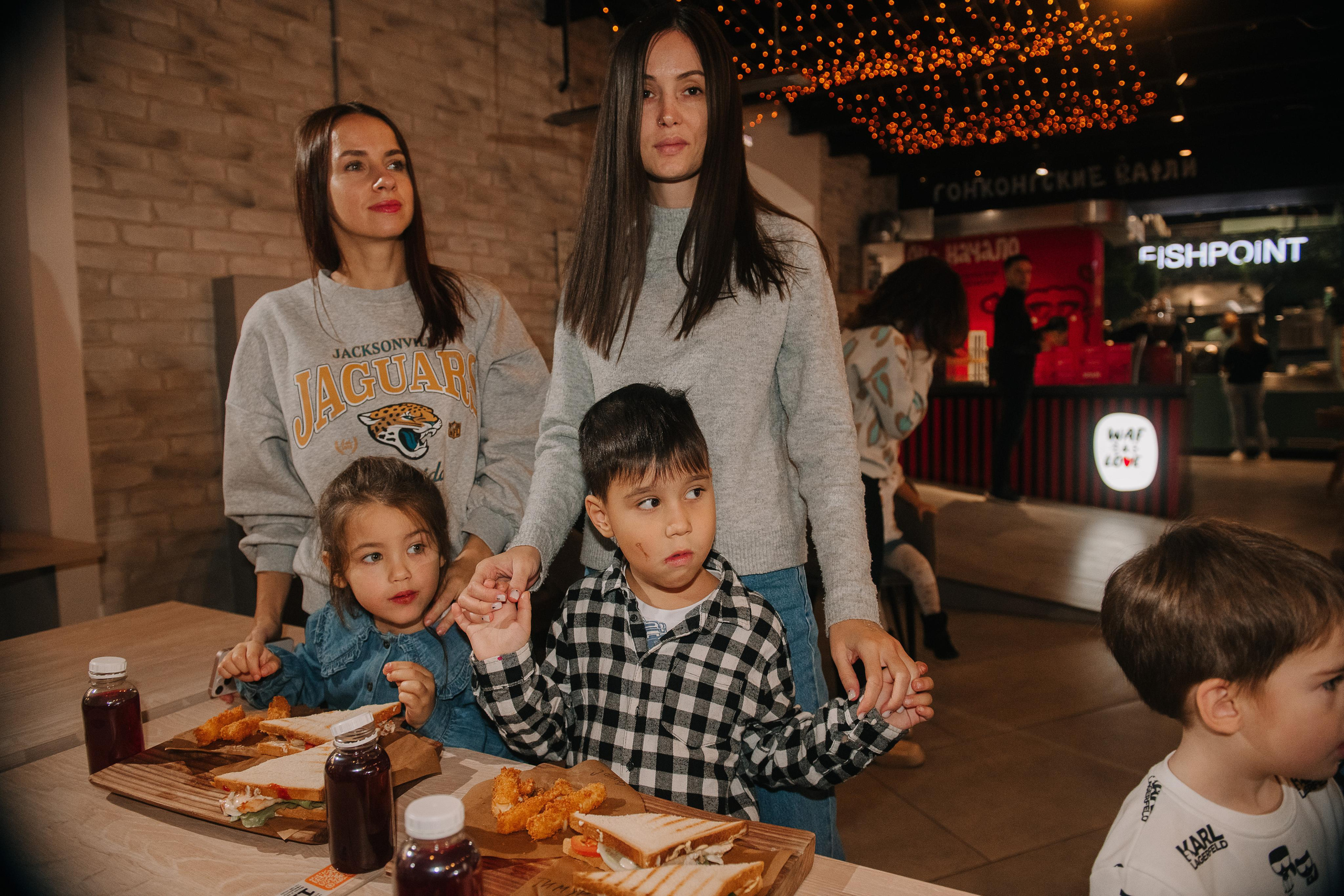 Гастродвор. Детский мастер-класс по приготовлению сэндвичей. Фотограф Валерия Голубева (Миронова)