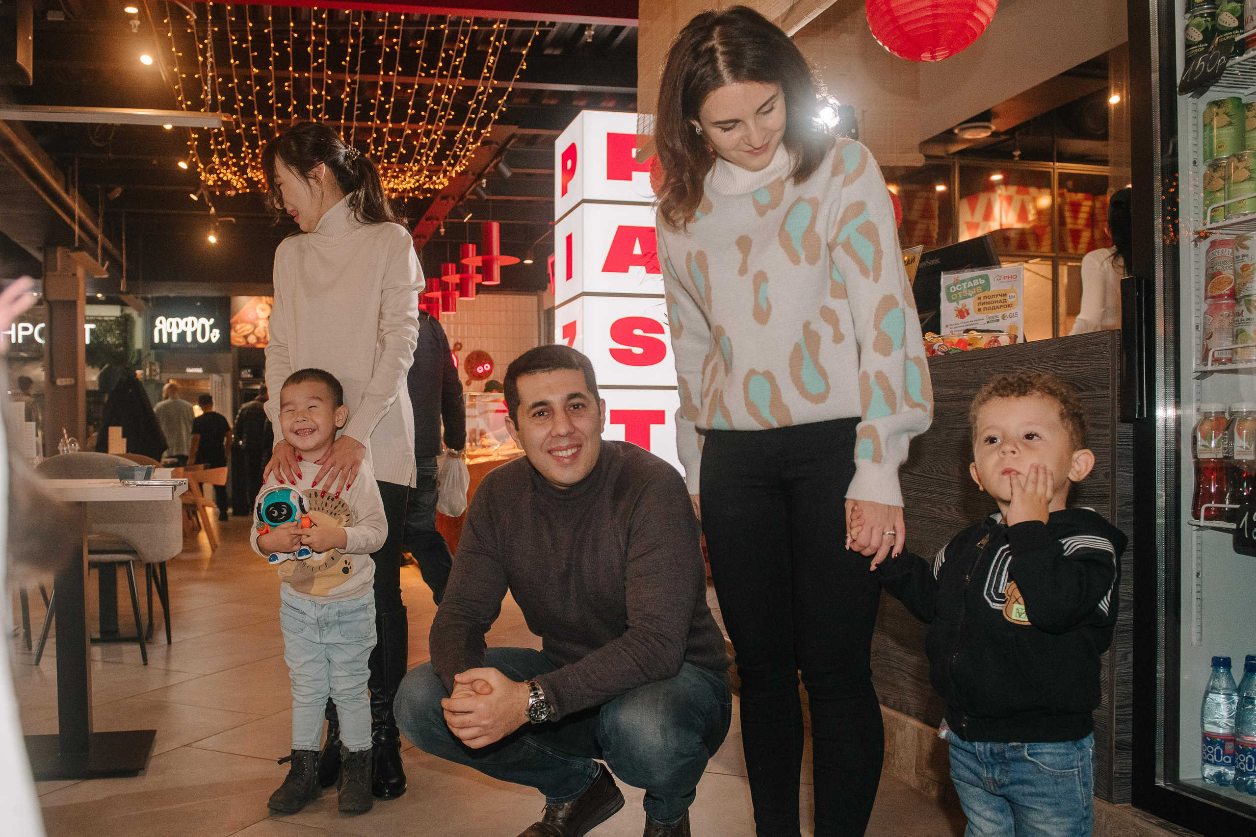 Гастродвор. Детский мастер-класс по приготовлению сэндвичей. Фотограф Валерия Голубева (Миронова)