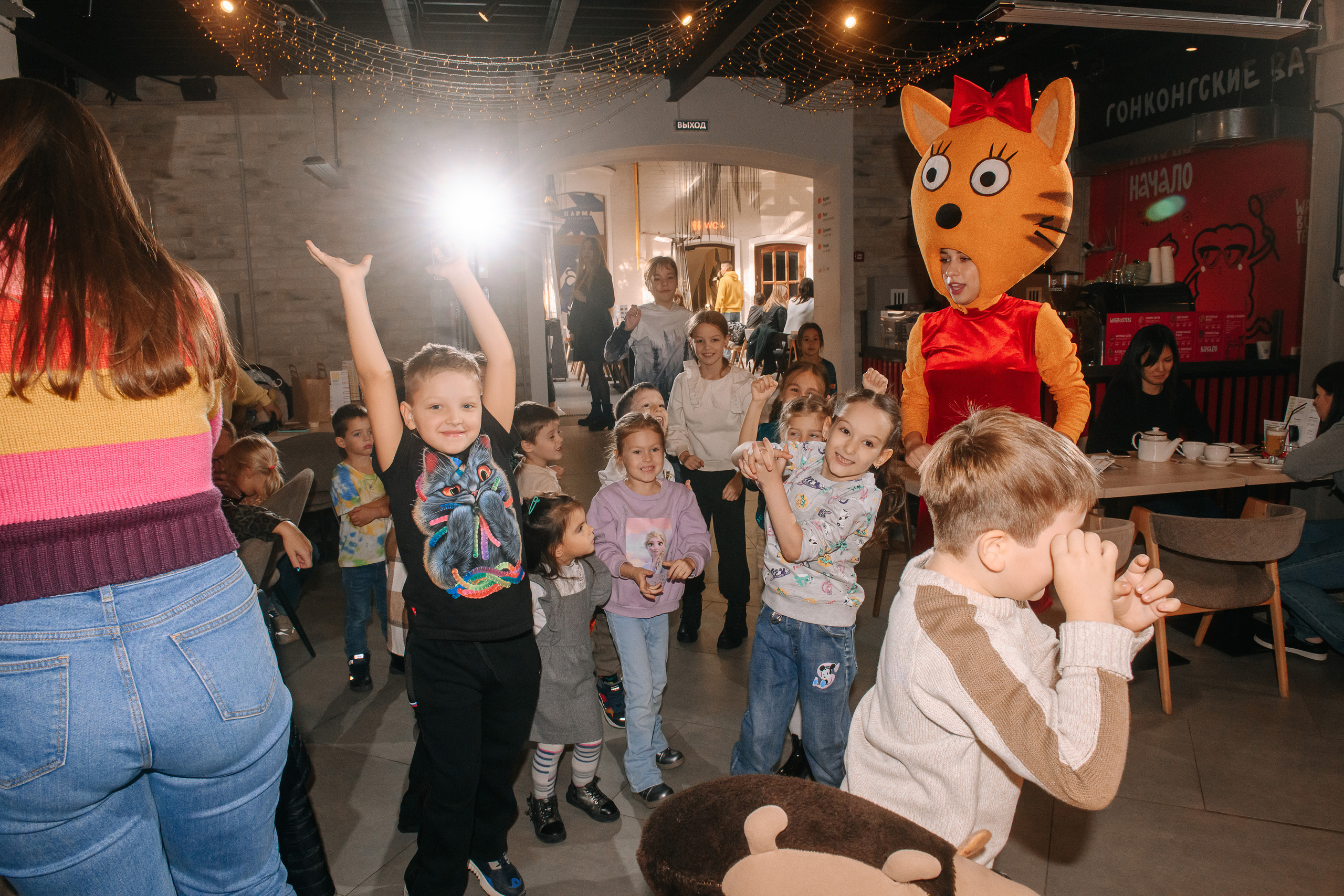 Гастродвор. Детский мастер-класс по приготовлению тирамису. Фотограф Валерия Голубева (Миронова)