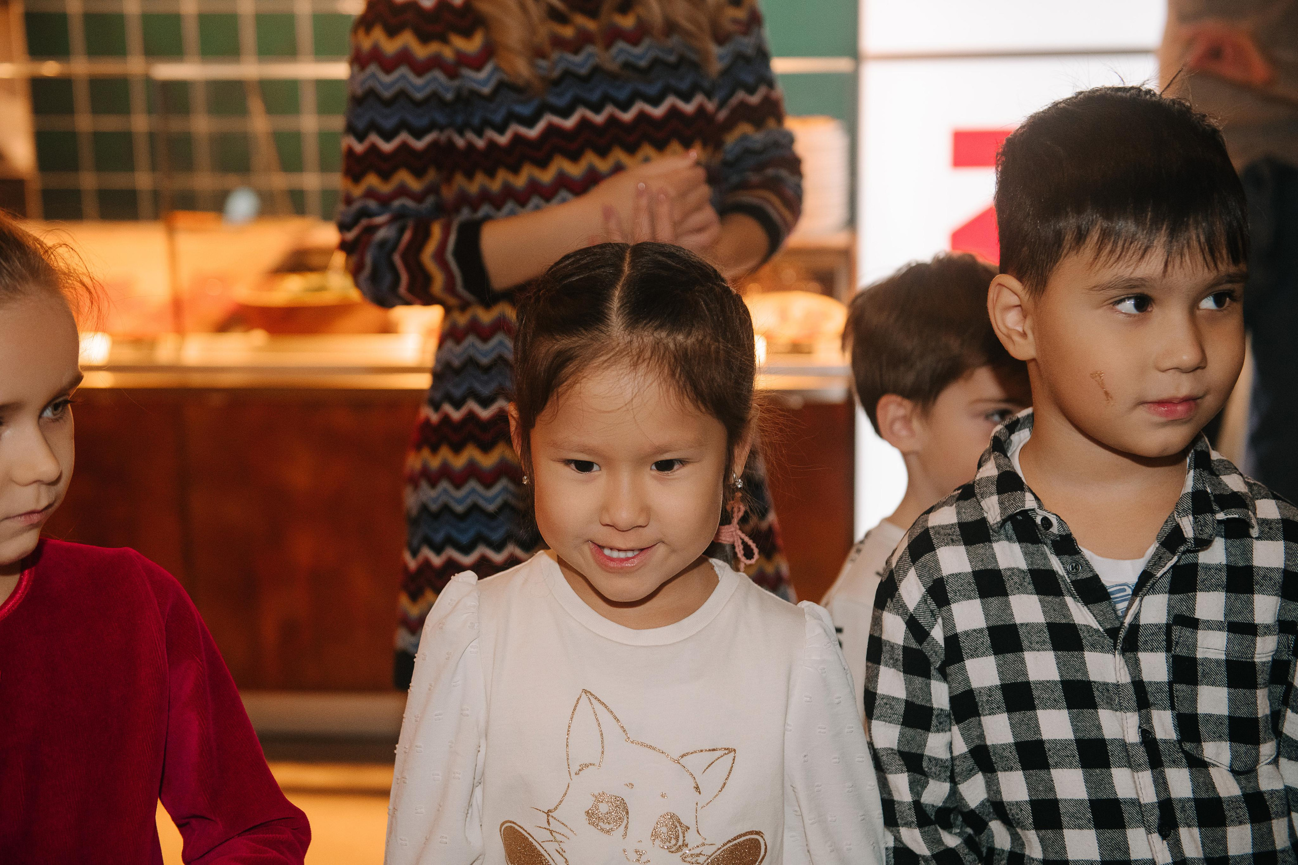 Гастродвор. Детский мастер-класс по приготовлению сэндвичей. Фотограф Валерия Голубева (Миронова)