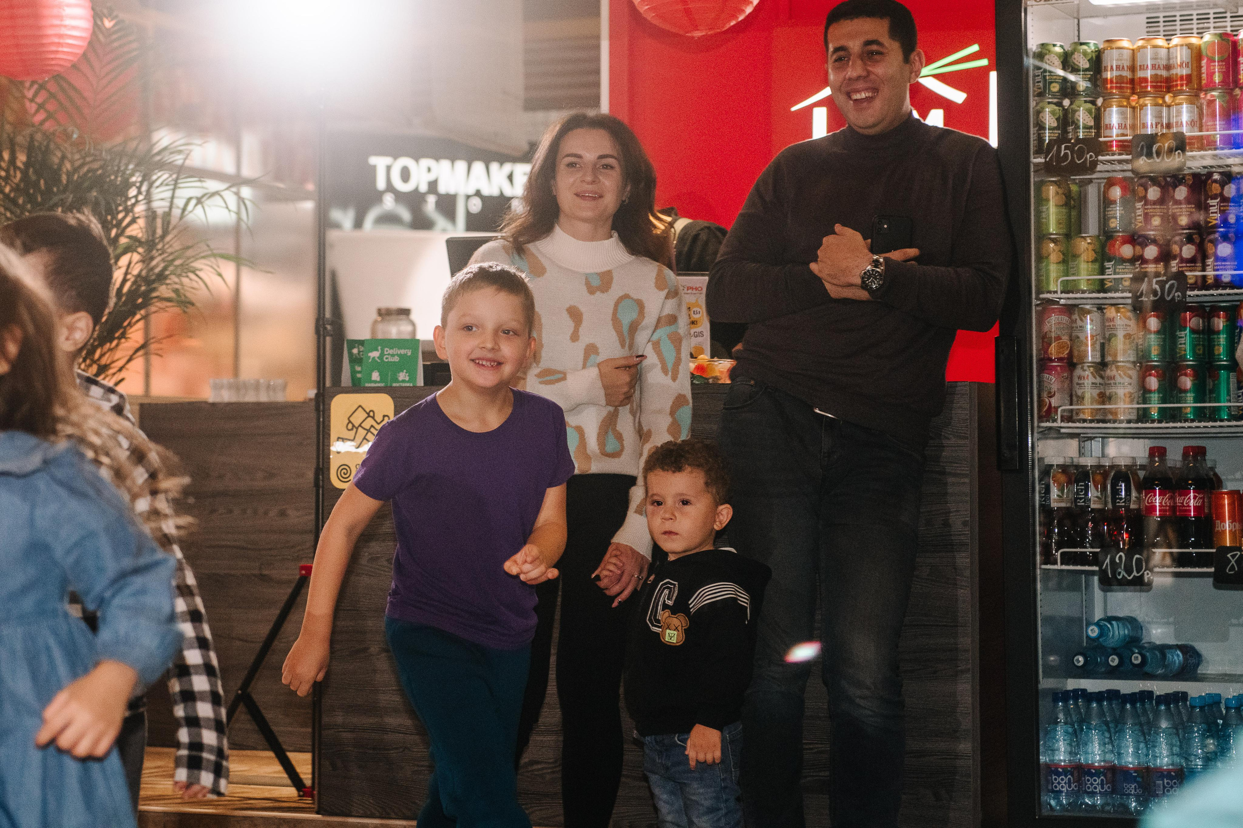 Гастродвор. Детский мастер-класс по приготовлению сэндвичей. Фотограф Валерия Голубева (Миронова)