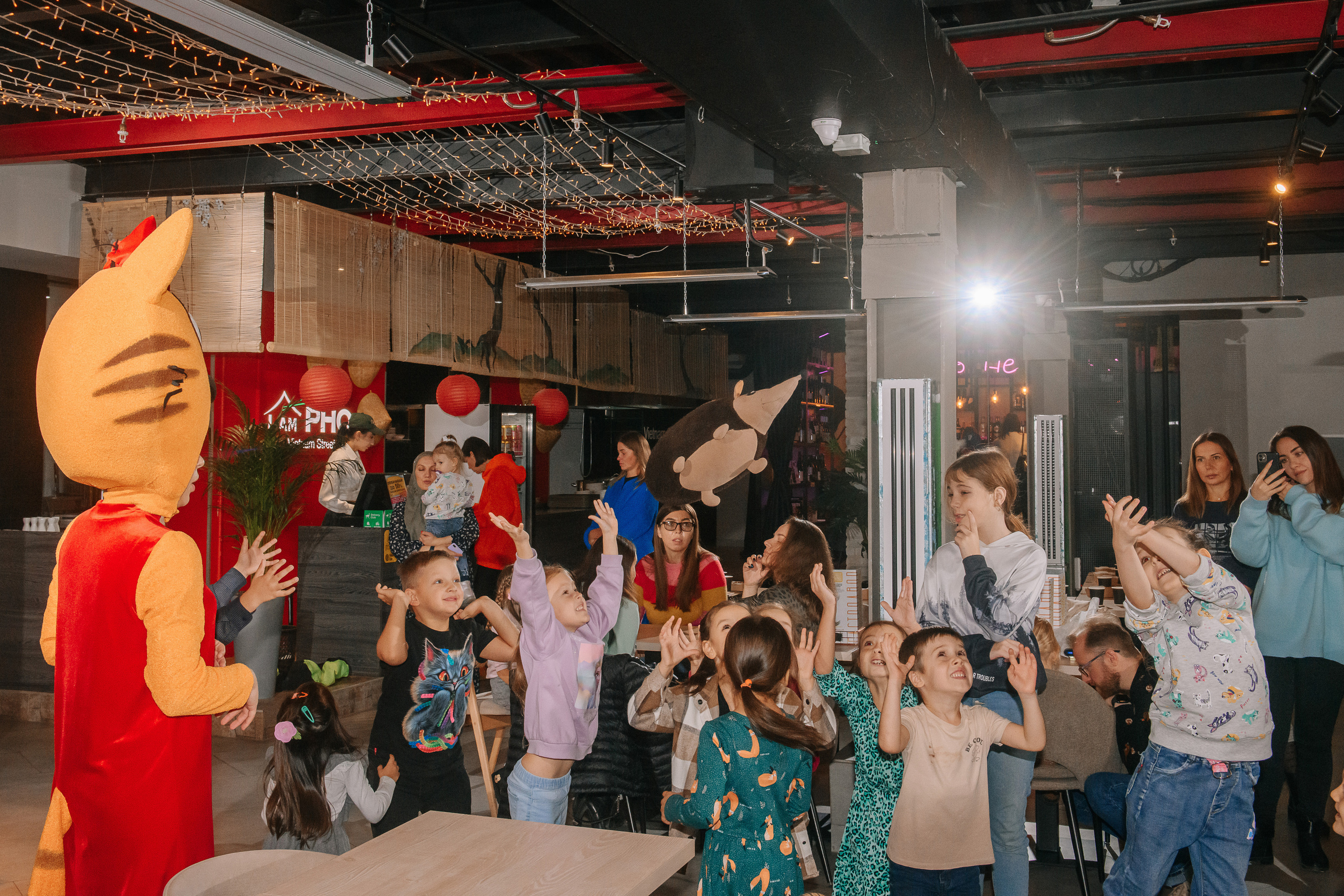 Гастродвор. Детский мастер-класс по приготовлению тирамису. Фотограф Валерия Голубева (Миронова)