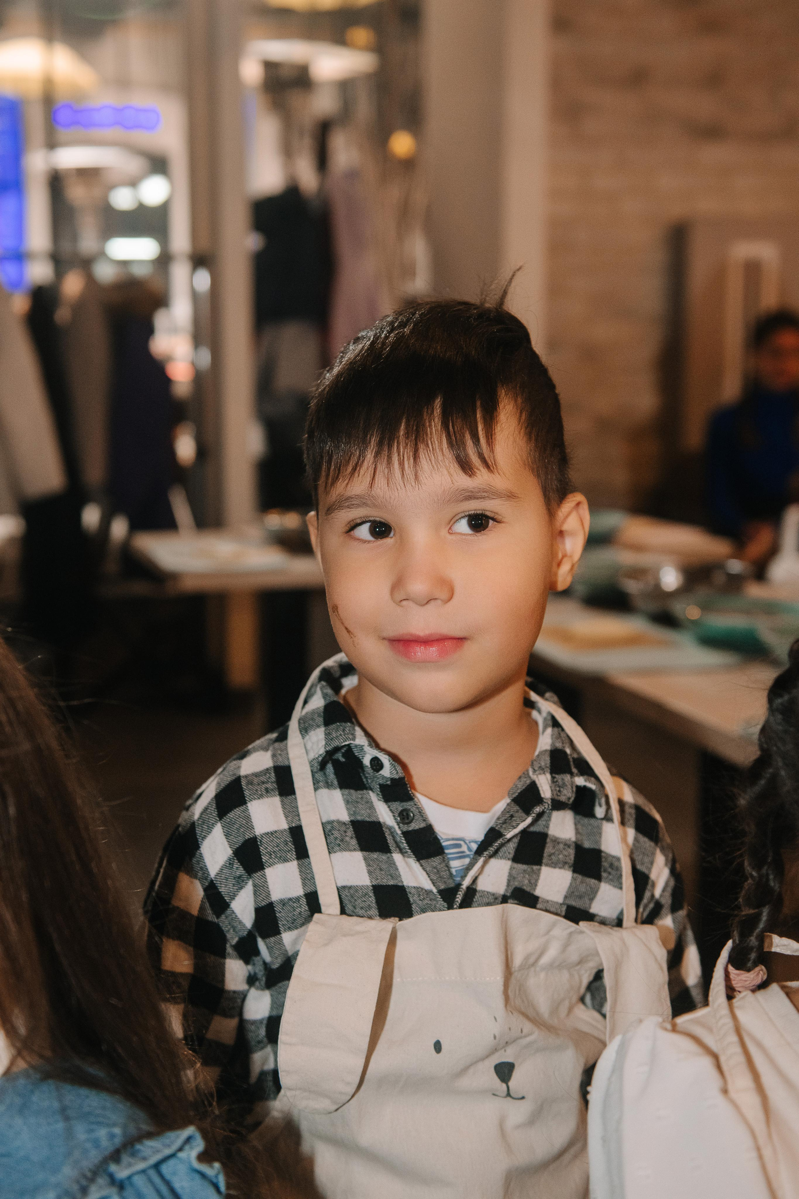 Гастродвор. Детский мастер-класс по приготовлению сэндвичей. Фотограф Валерия Голубева (Миронова)