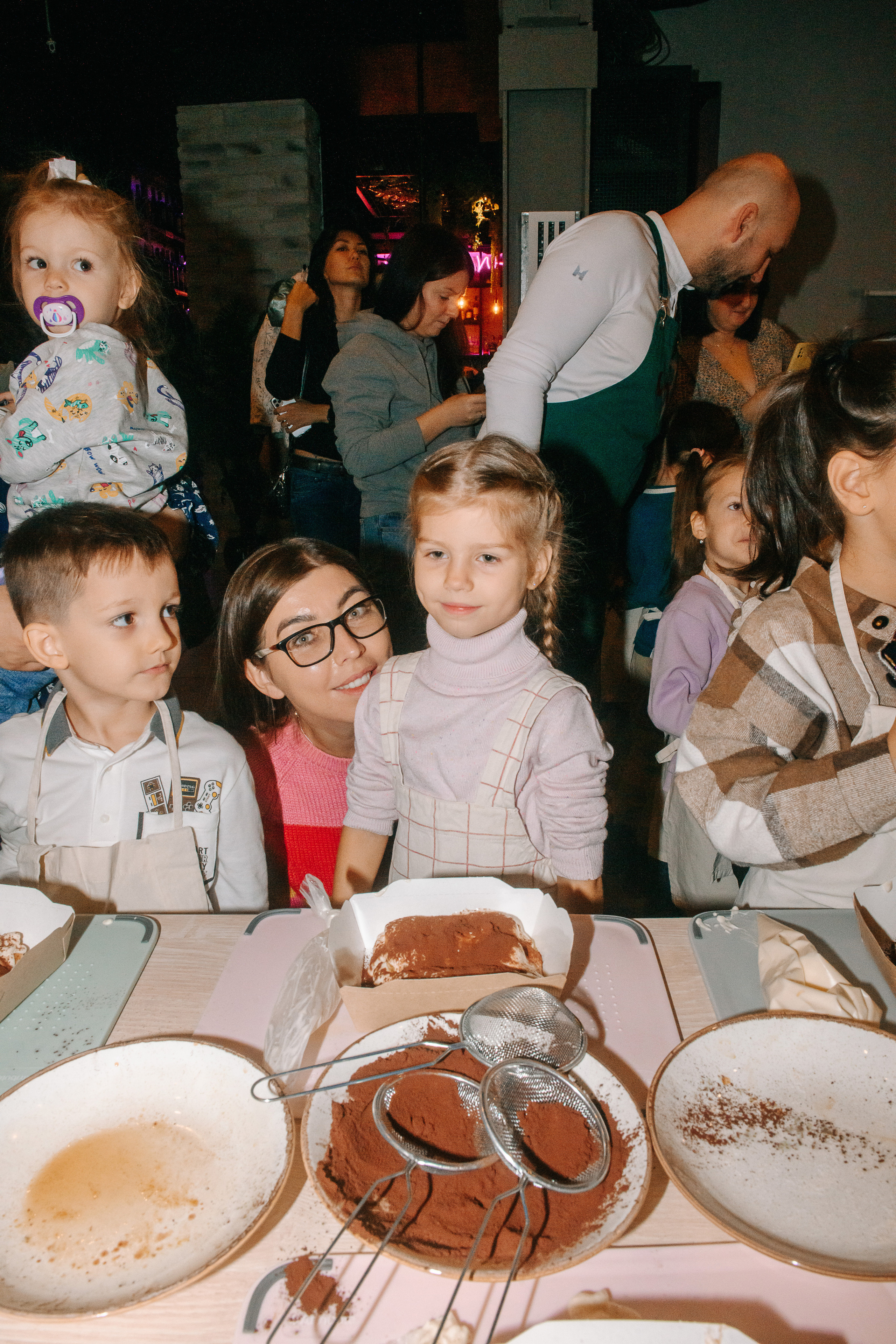 Гастродвор. Детский мастер-класс по приготовлению тирамису. Фотограф Валерия Голубева (Миронова)