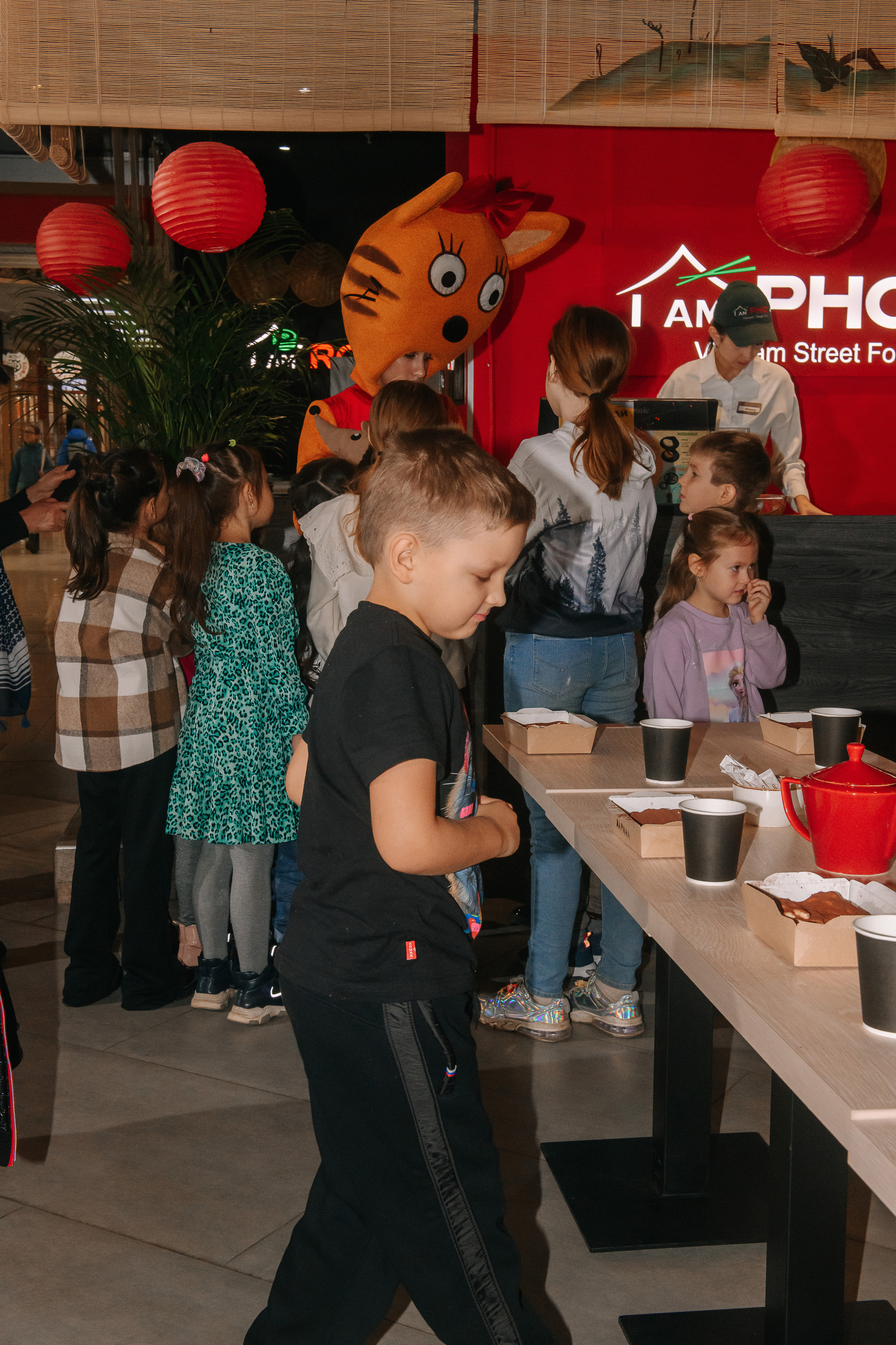 Гастродвор. Детский мастер-класс по приготовлению тирамису. Фотограф Валерия Голубева (Миронова)