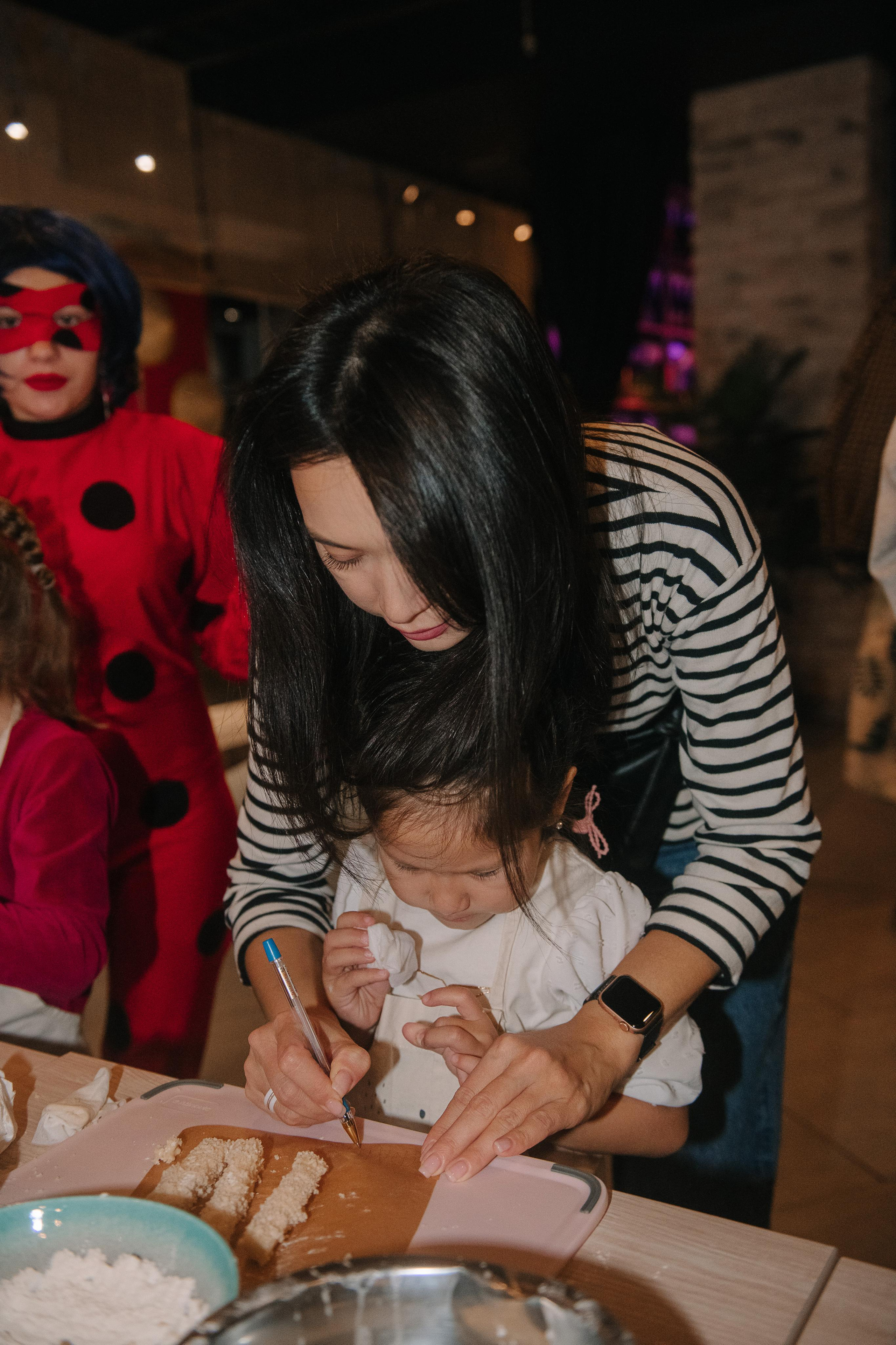 Гастродвор. Детский мастер-класс по приготовлению сэндвичей. Фотограф Валерия Голубева (Миронова)