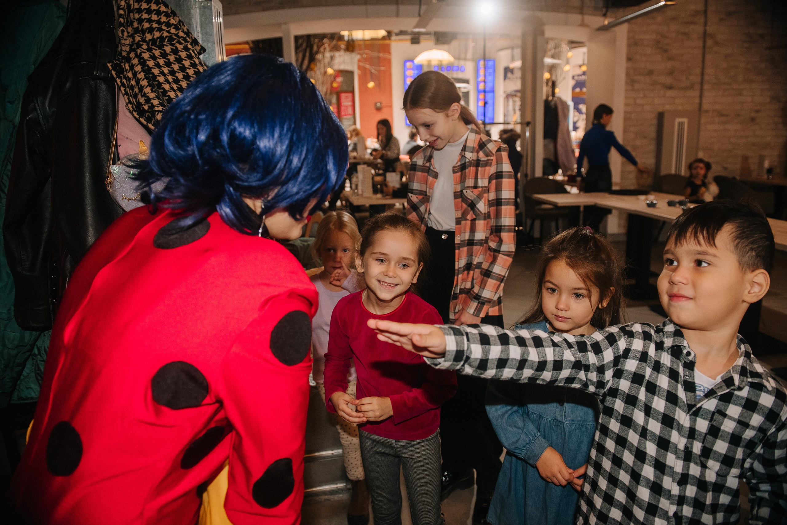 Гастродвор. Детский мастер-класс по приготовлению сэндвичей. Фотограф Валерия Голубева (Миронова)