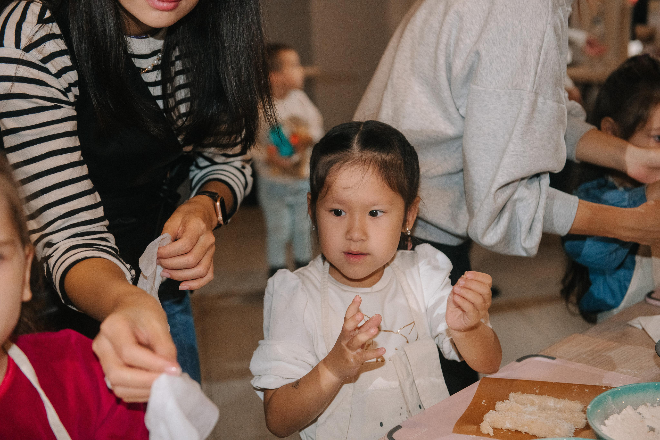 Гастродвор. Детский мастер-класс по приготовлению сэндвичей. Фотограф Валерия Голубева (Миронова)