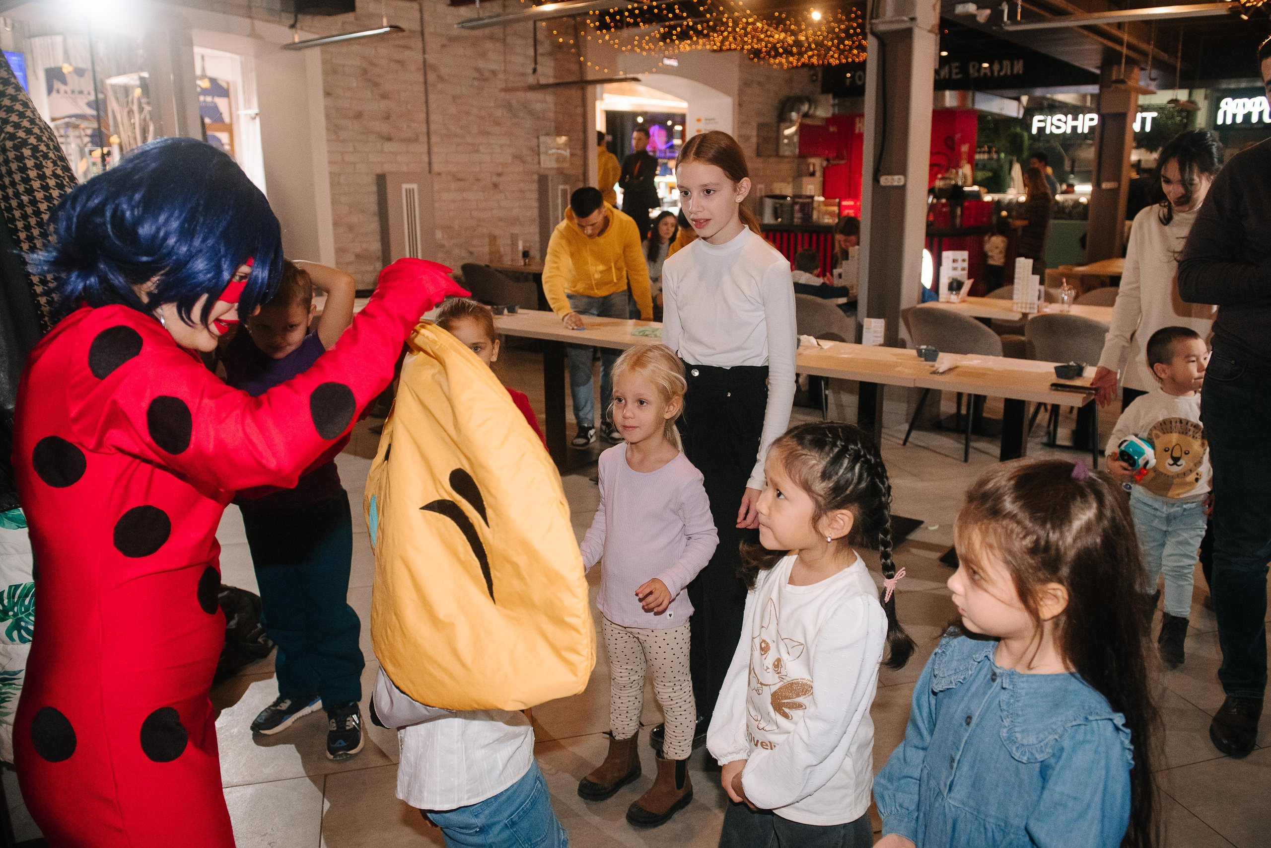 Гастродвор. Детский мастер-класс по приготовлению сэндвичей. Фотограф Валерия Голубева (Миронова)