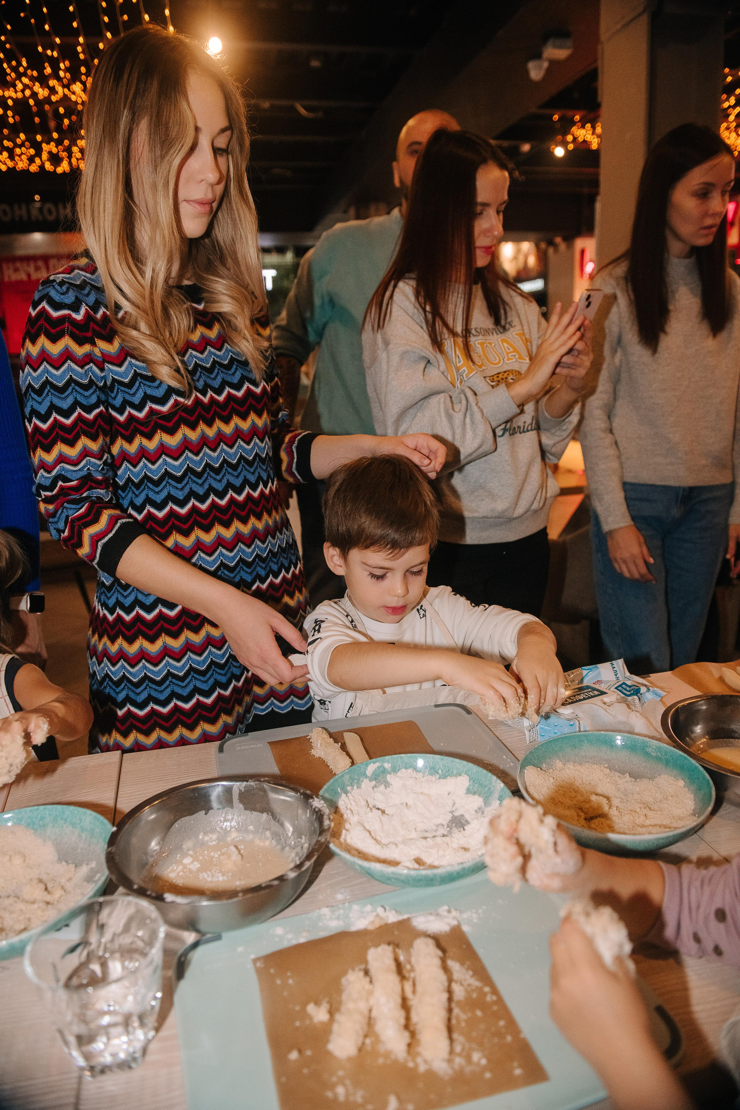 Гастродвор. Детский мастер-класс по приготовлению сэндвичей. Фотограф Валерия Голубева (Миронова)