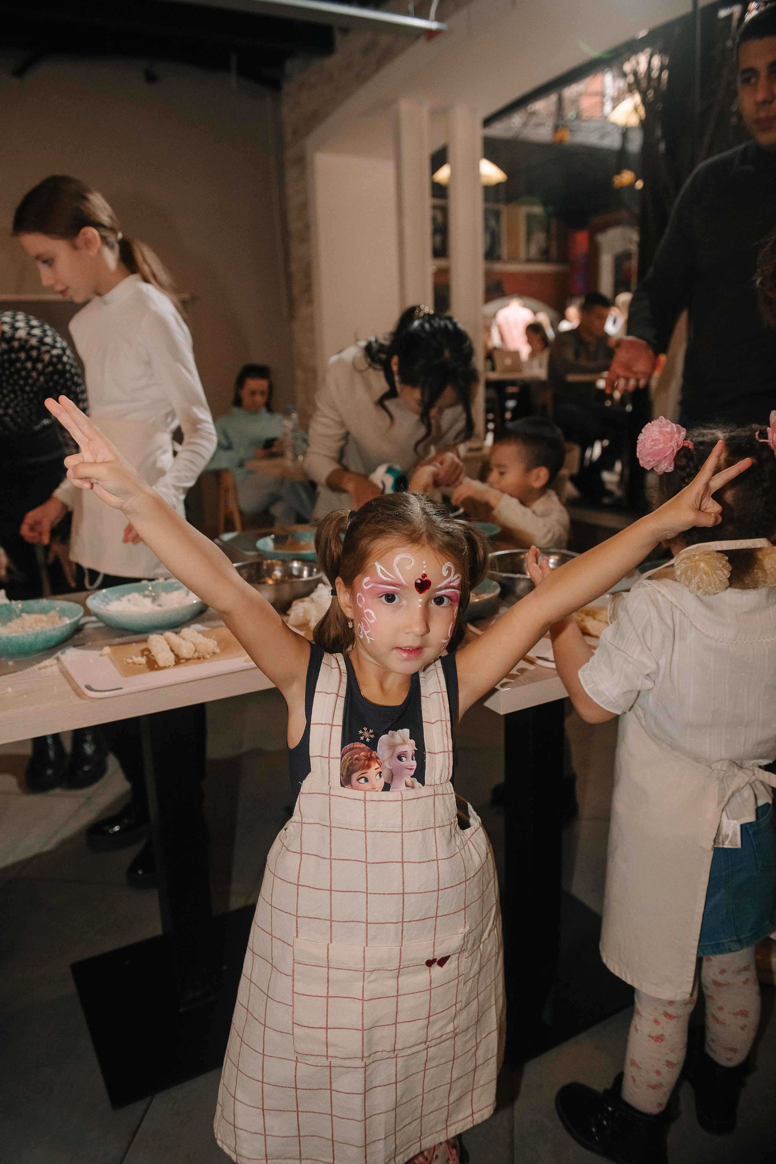 Гастродвор. Детский мастер-класс по приготовлению сэндвичей. Фотограф Валерия Голубева (Миронова)