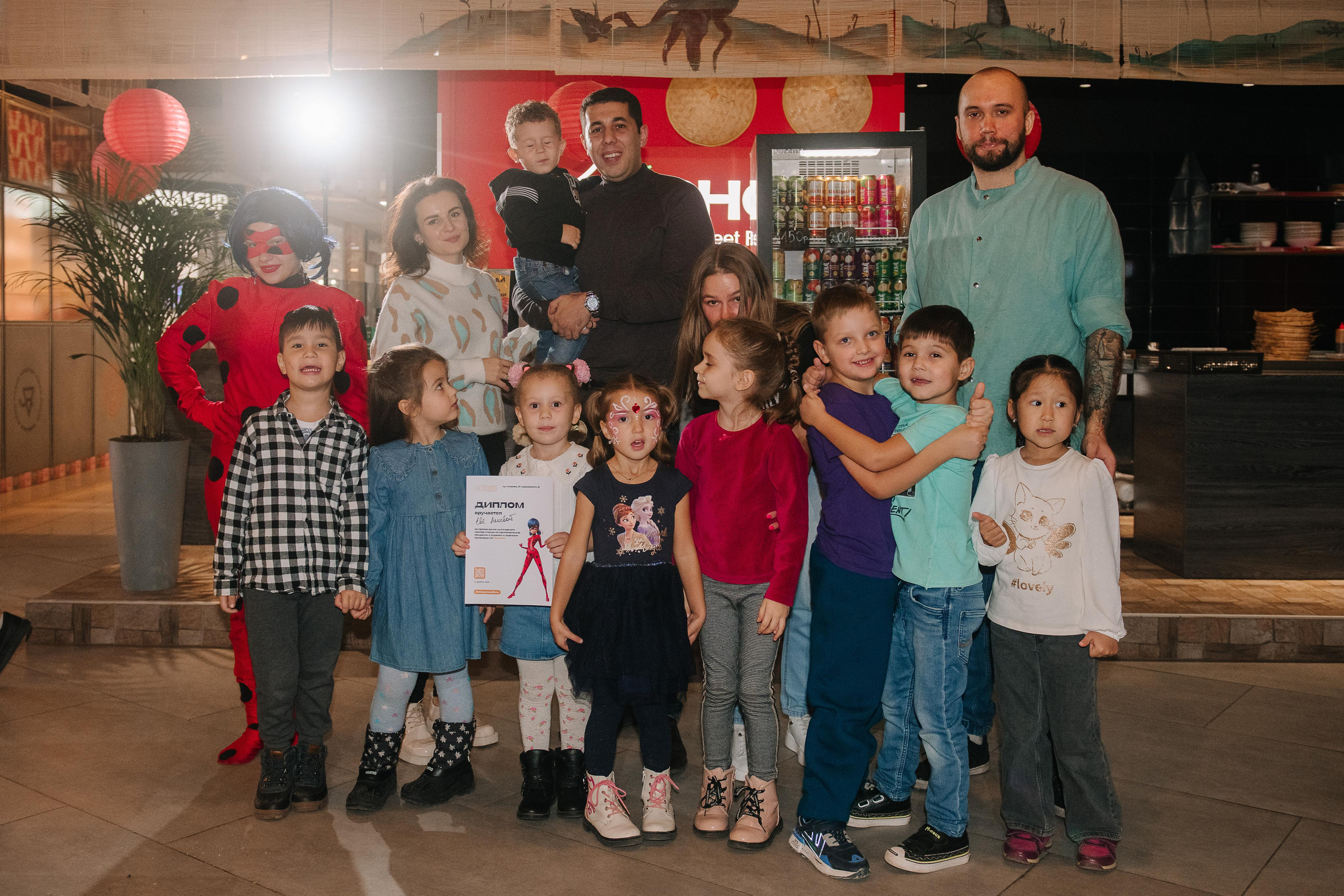 Гастродвор. Детский мастер-класс по приготовлению сэндвичей. Фотограф Валерия Голубева (Миронова)