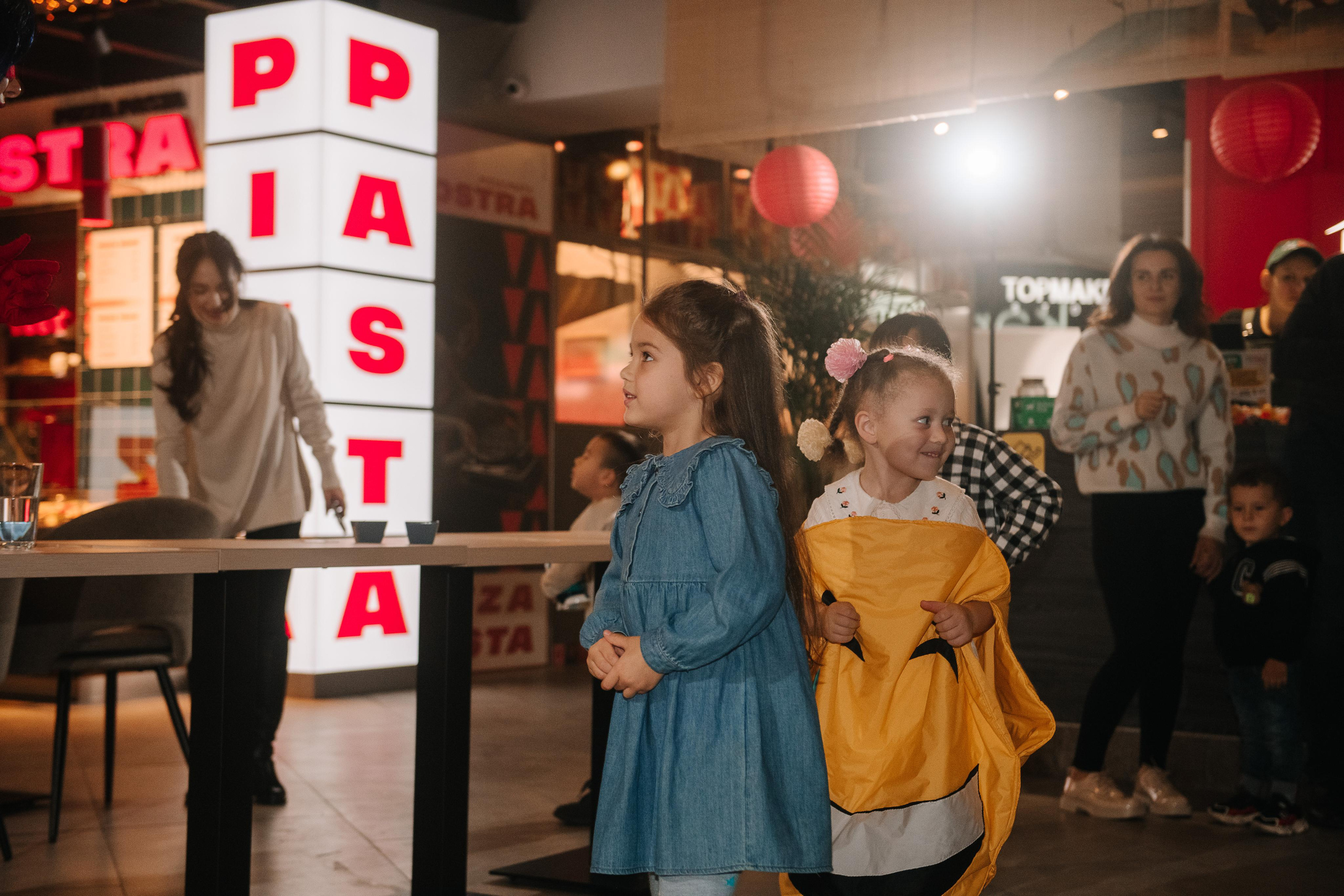 Гастродвор. Детский мастер-класс по приготовлению сэндвичей. Фотограф Валерия Голубева (Миронова)