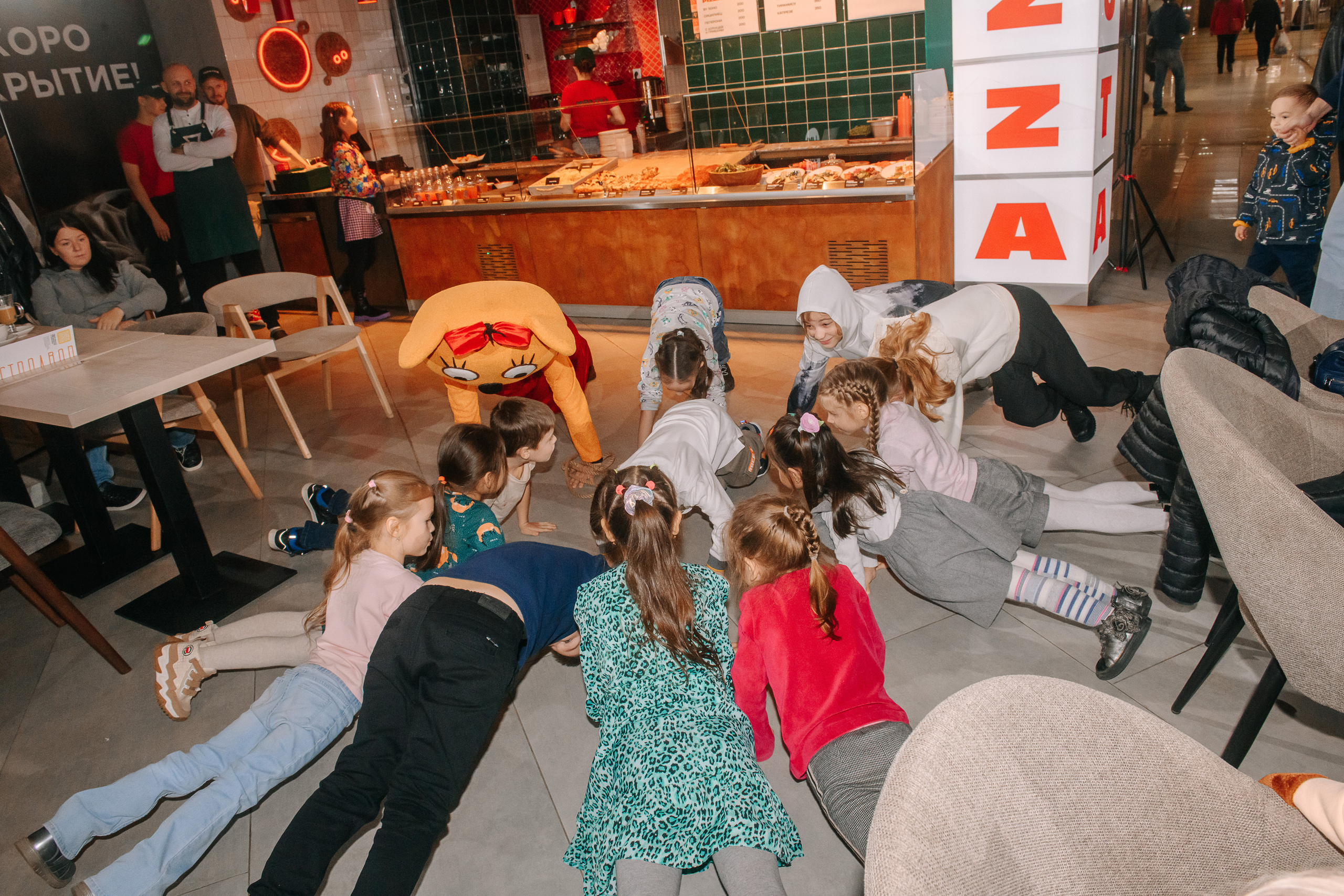 Гастродвор. Детский мастер-класс по приготовлению тирамису. Фотограф Валерия Голубева (Миронова)