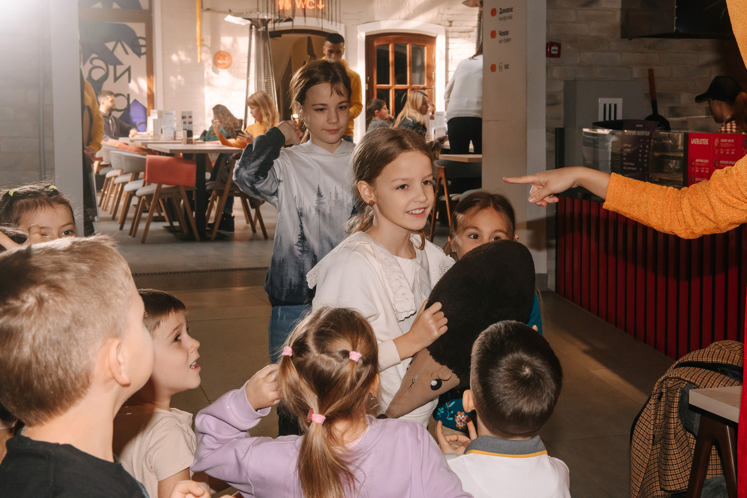Гастродвор. Детский мастер-класс по приготовлению тирамису. Фотограф Валерия Голубева (Миронова)