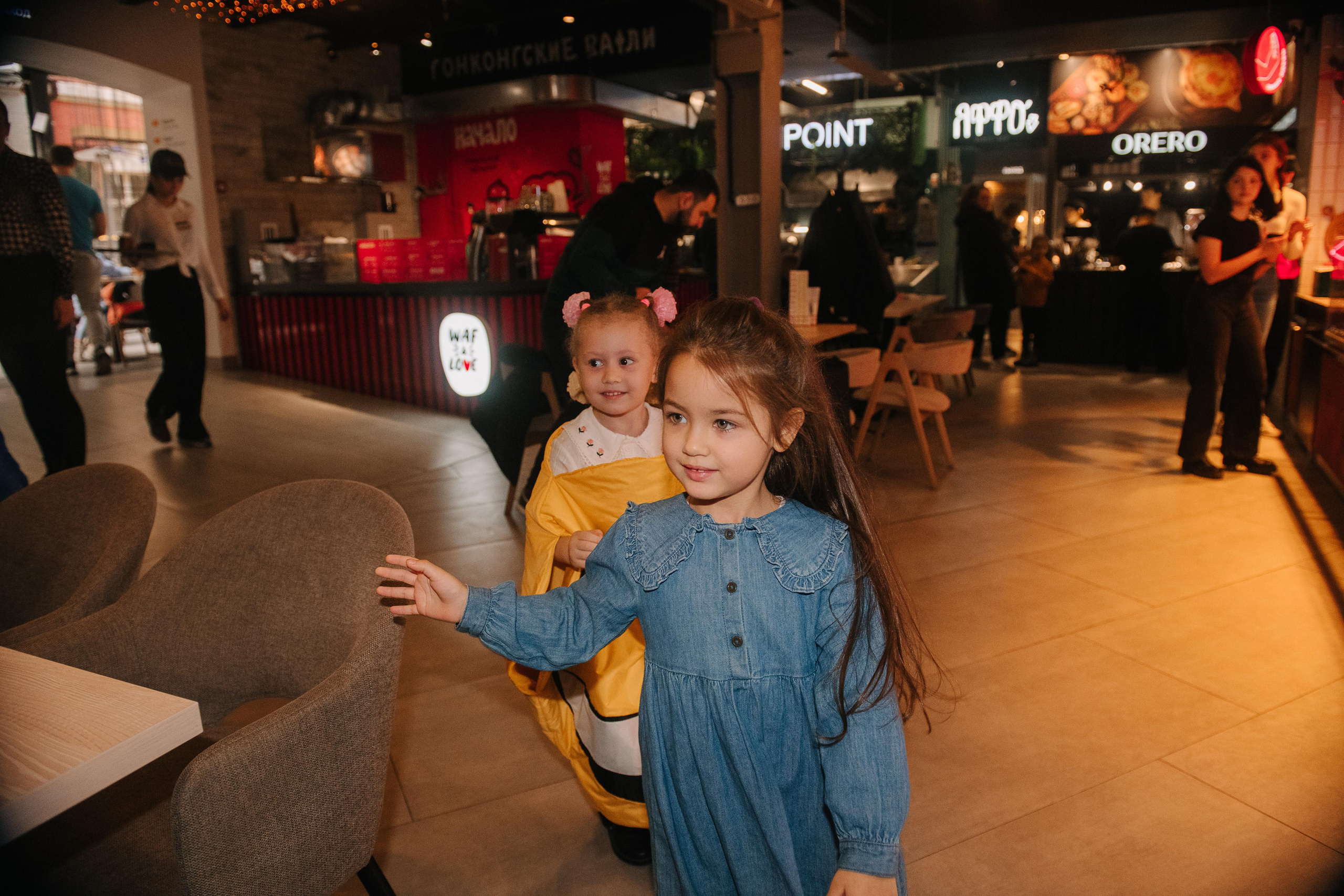 Гастродвор. Детский мастер-класс по приготовлению сэндвичей. Фотограф Валерия Голубева (Миронова)