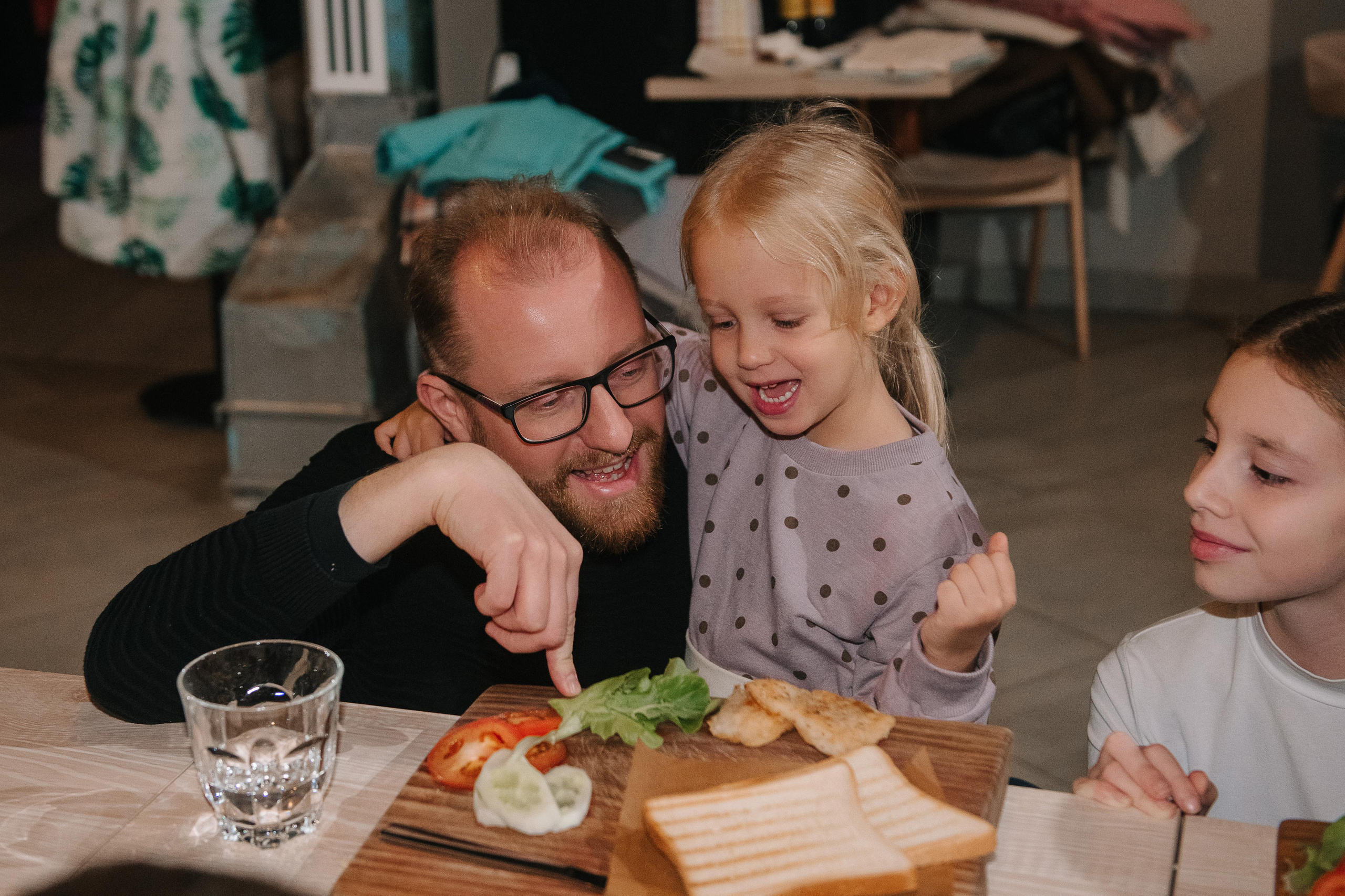 Гастродвор. Детский мастер-класс по приготовлению сэндвичей. Фотограф Валерия Голубева (Миронова)