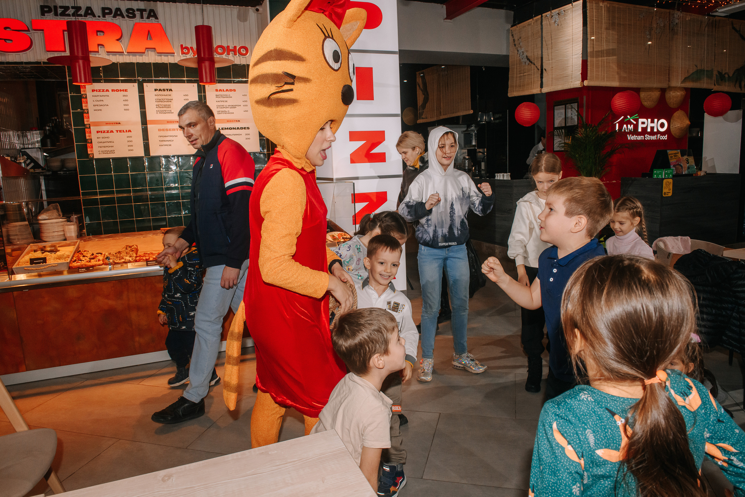 Гастродвор. Детский мастер-класс по приготовлению тирамису. Фотограф Валерия Голубева (Миронова)