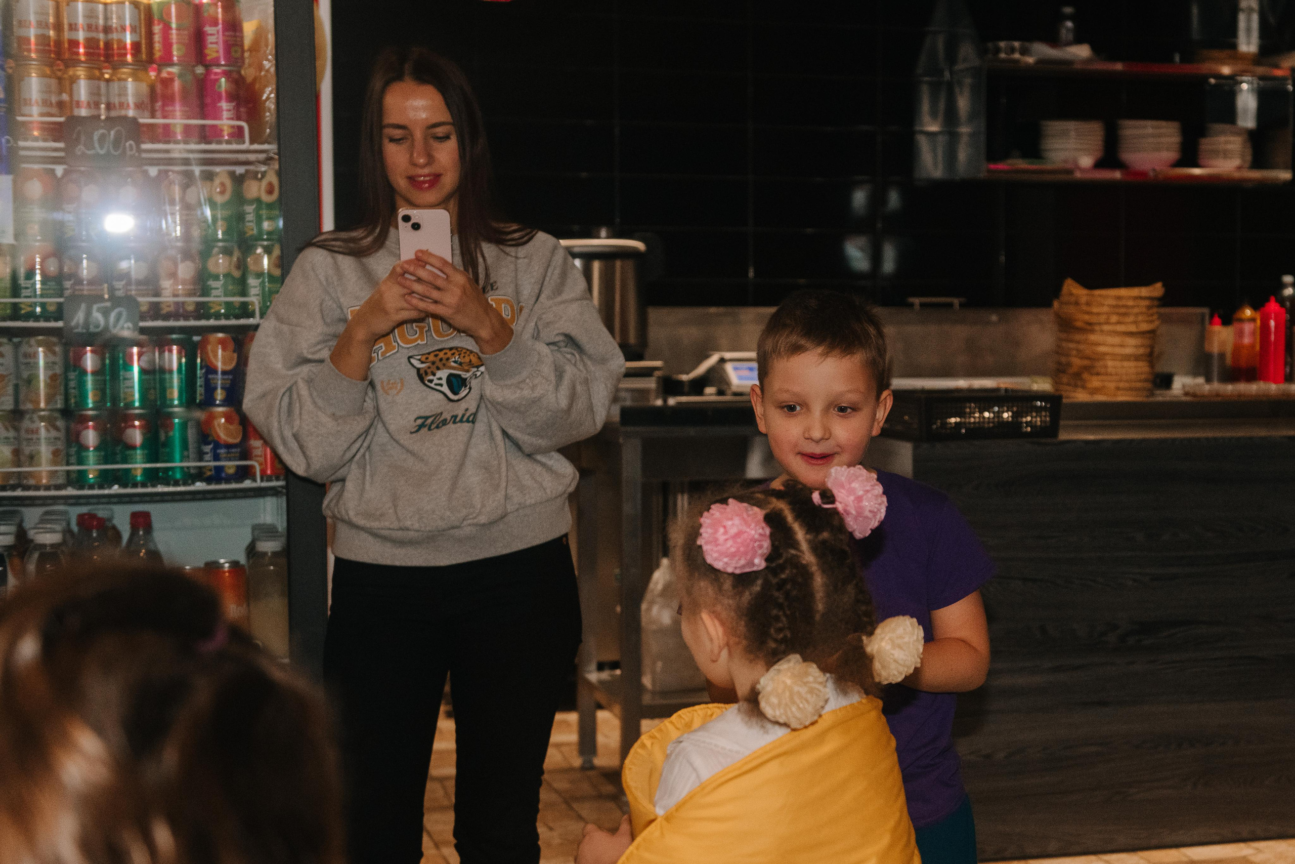 Гастродвор. Детский мастер-класс по приготовлению сэндвичей. Фотограф Валерия Голубева (Миронова)