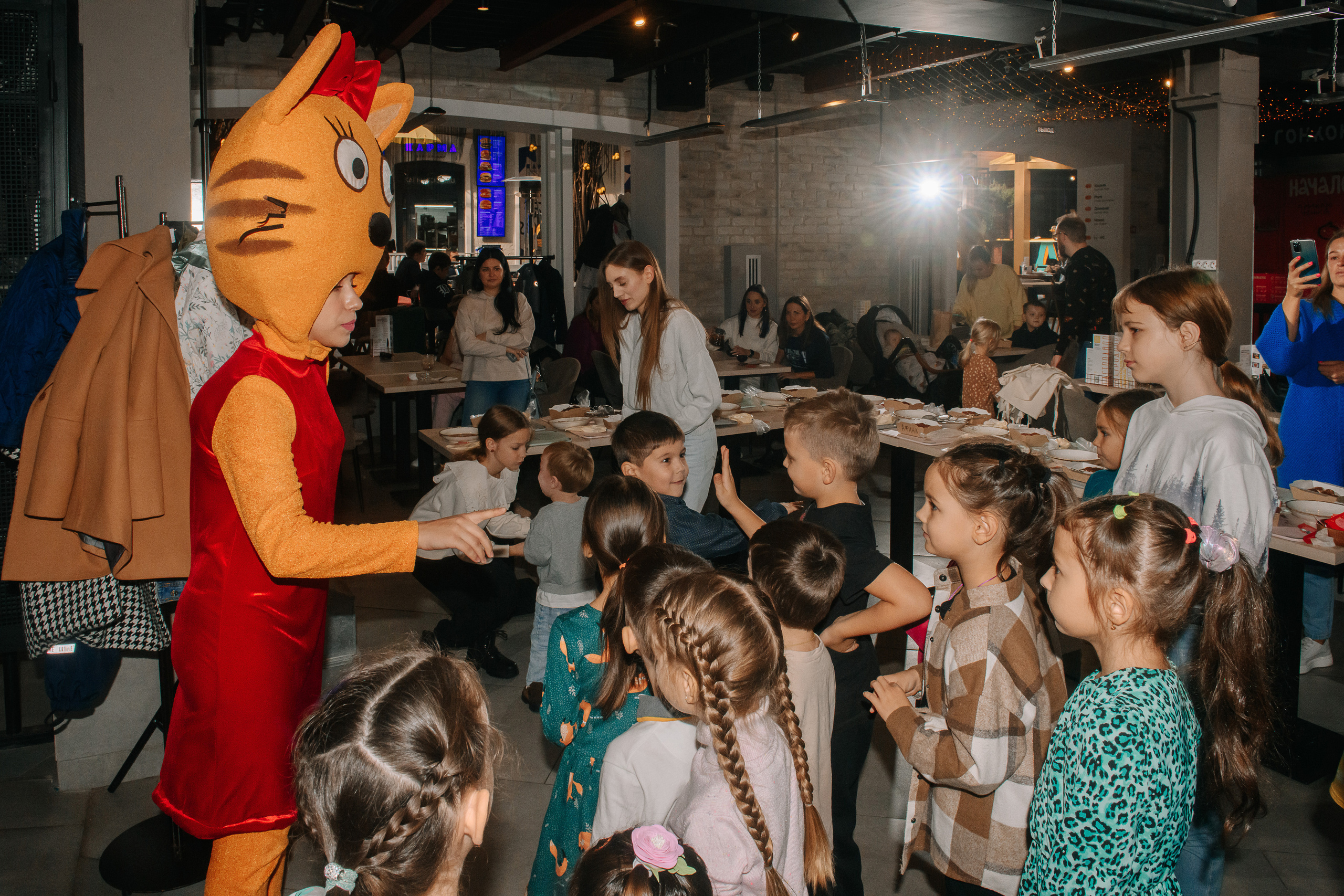 Гастродвор. Детский мастер-класс по приготовлению тирамису. Фотограф Валерия Голубева (Миронова)