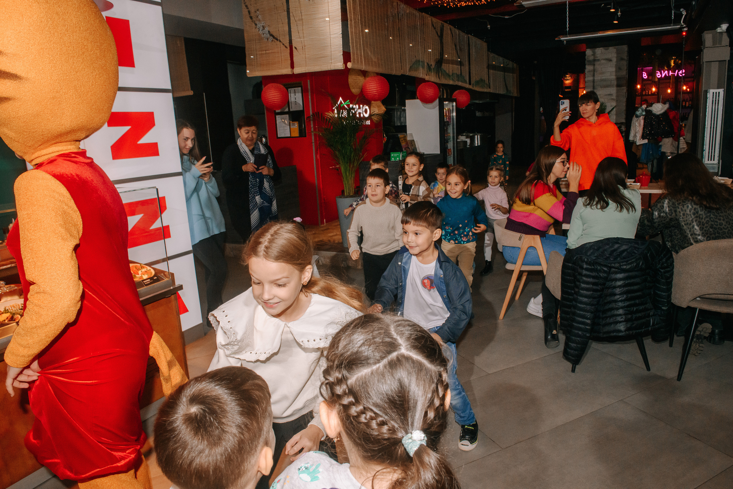 Гастродвор. Детский мастер-класс по приготовлению тирамису. Фотограф Валерия Голубева (Миронова)