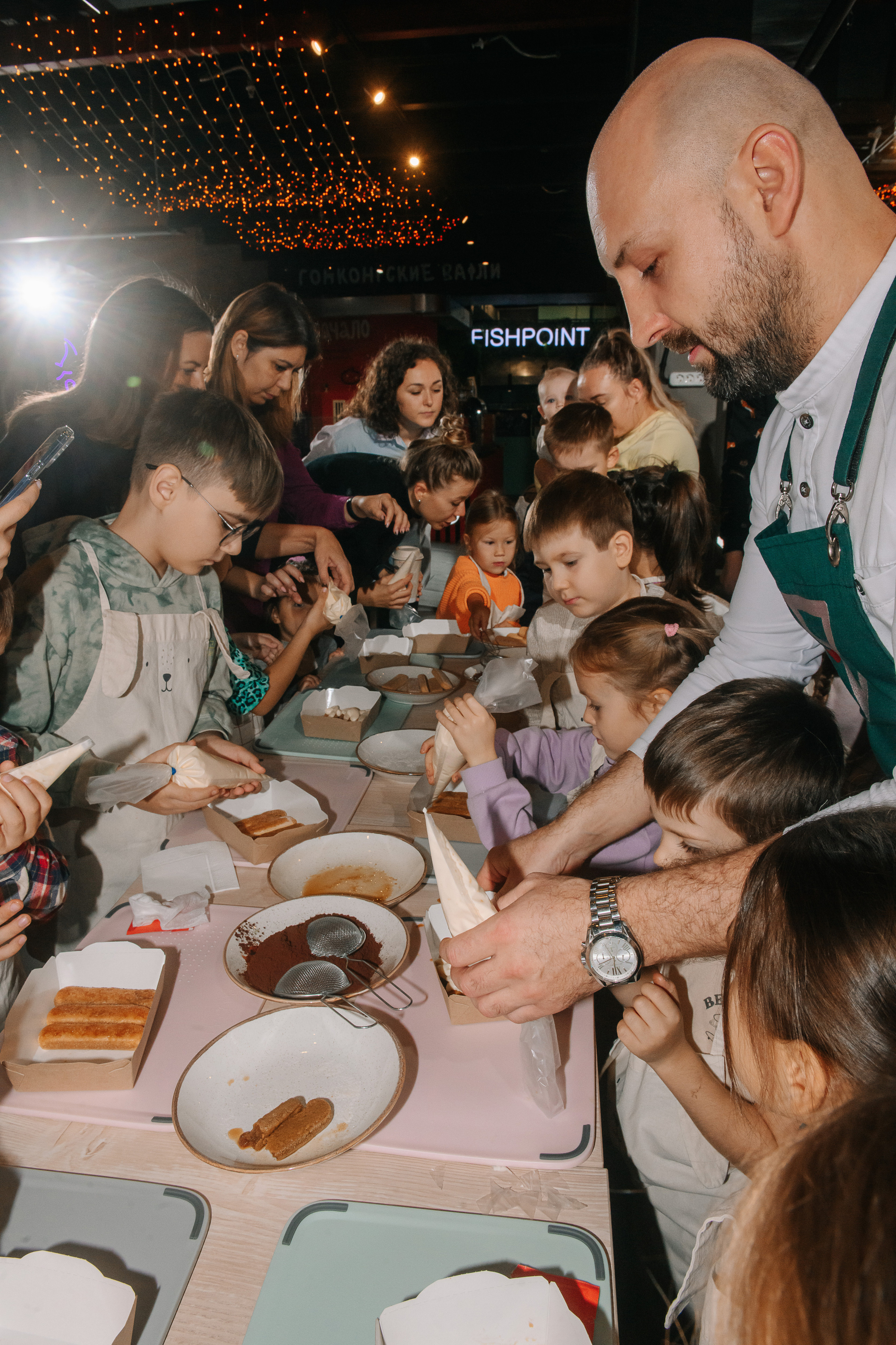 Гастродвор. Детский мастер-класс по приготовлению тирамису. Фотограф Валерия Голубева (Миронова)