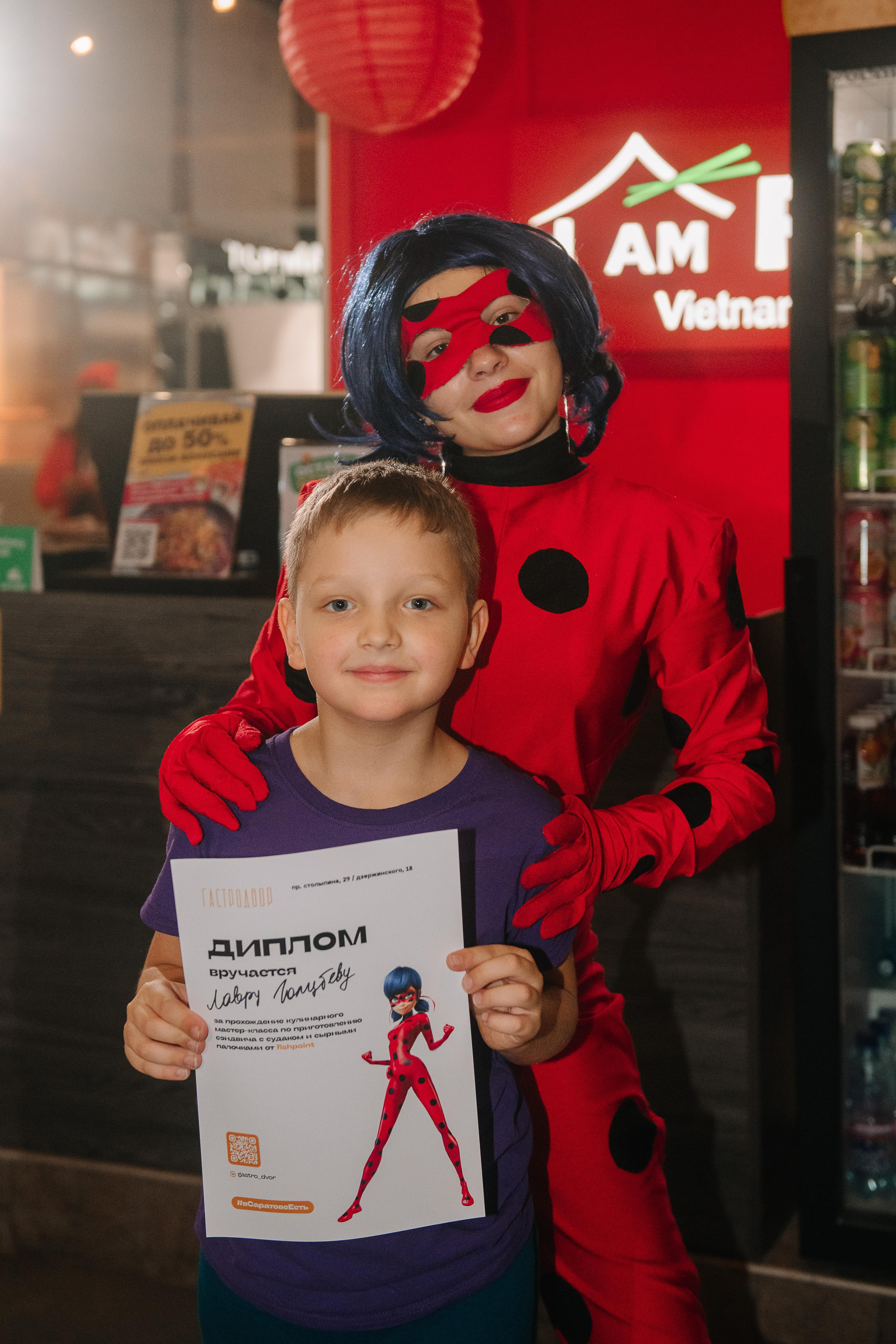 Гастродвор. Детский мастер-класс по приготовлению сэндвичей. Фотограф Валерия Голубева (Миронова)