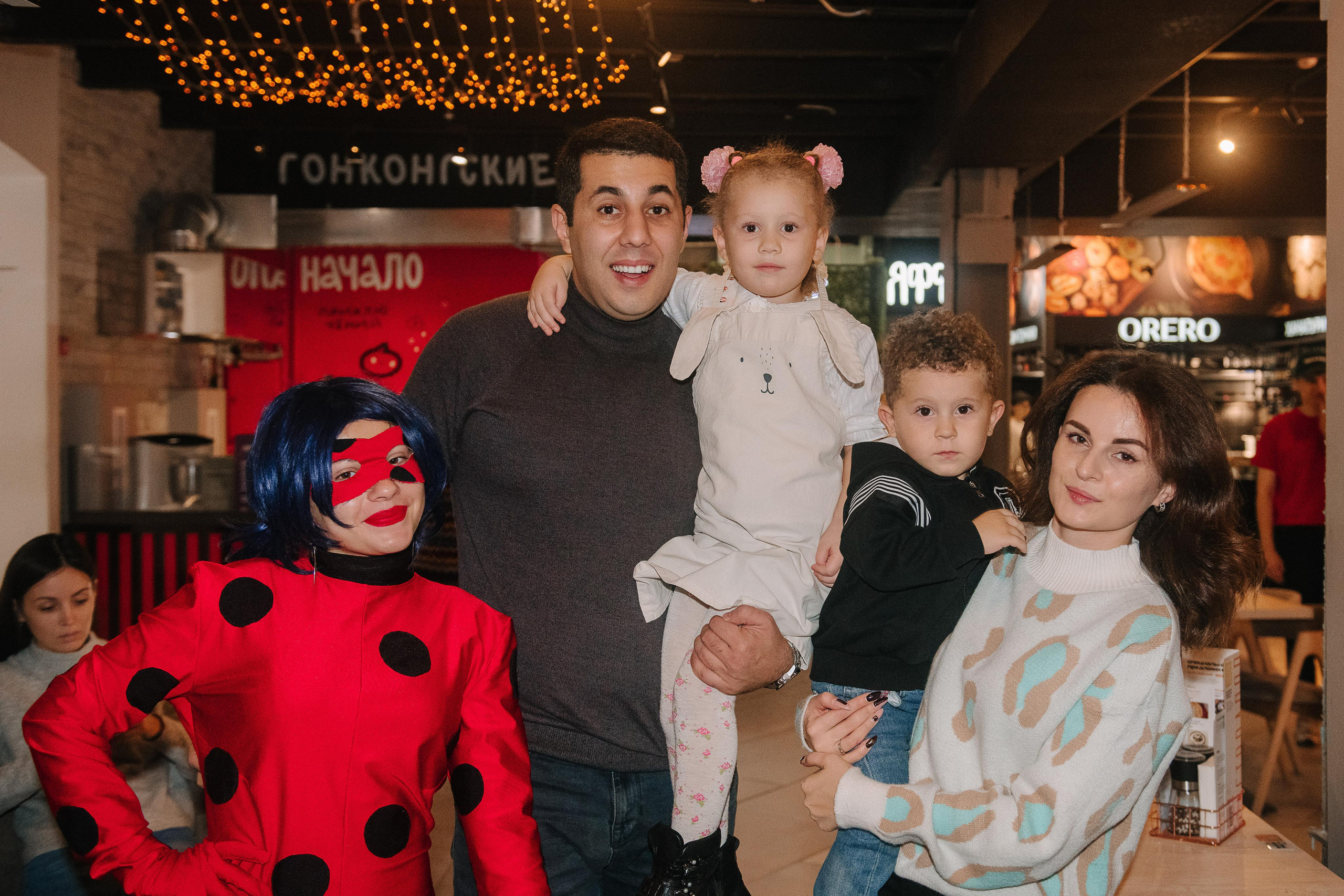 Гастродвор. Детский мастер-класс по приготовлению сэндвичей. Фотограф Валерия Голубева (Миронова)