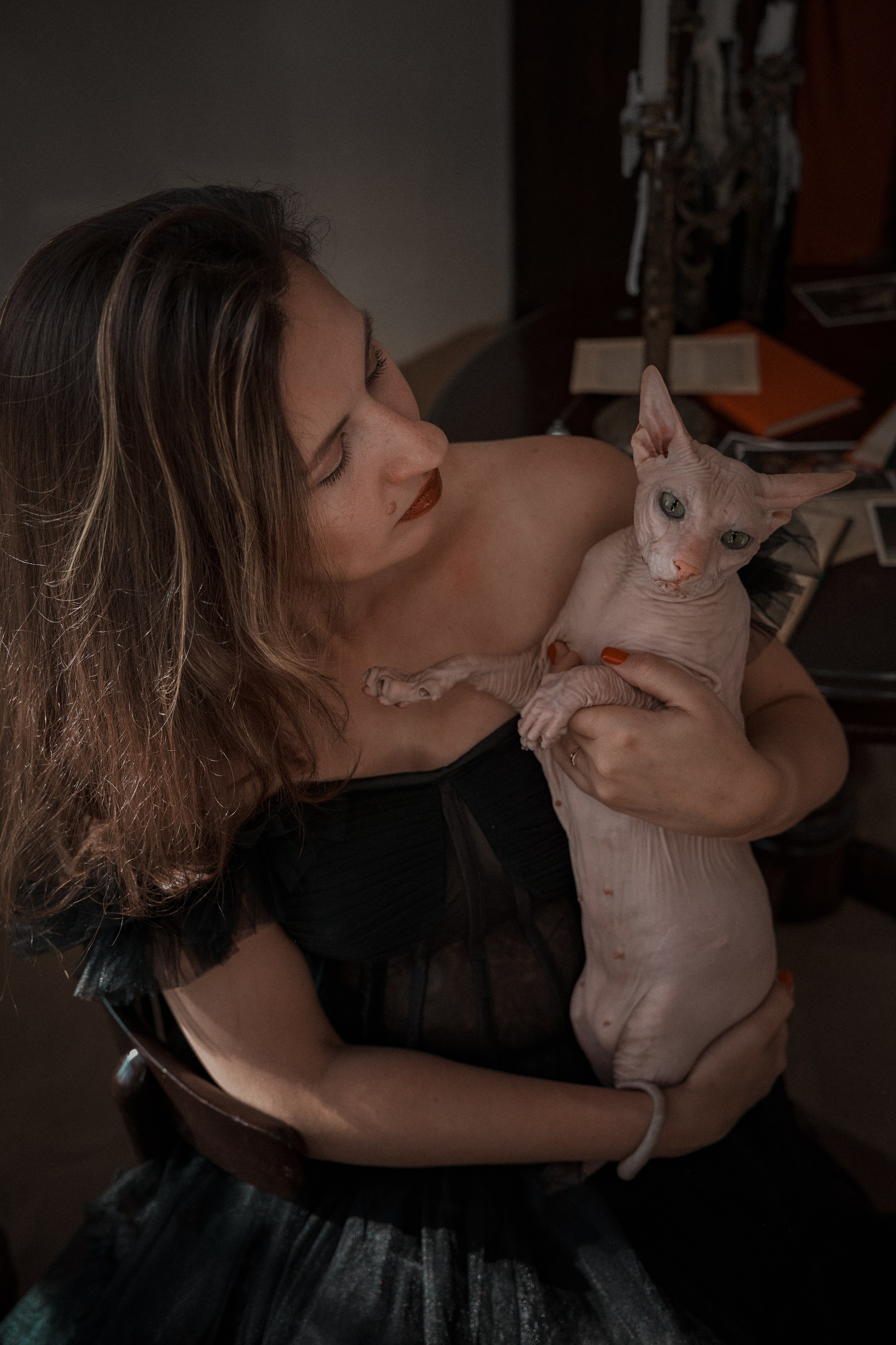 Мария, коты Рамсик и Вася. Фотограф анималист в Казани Алина Сулейманова. Фотограф животных