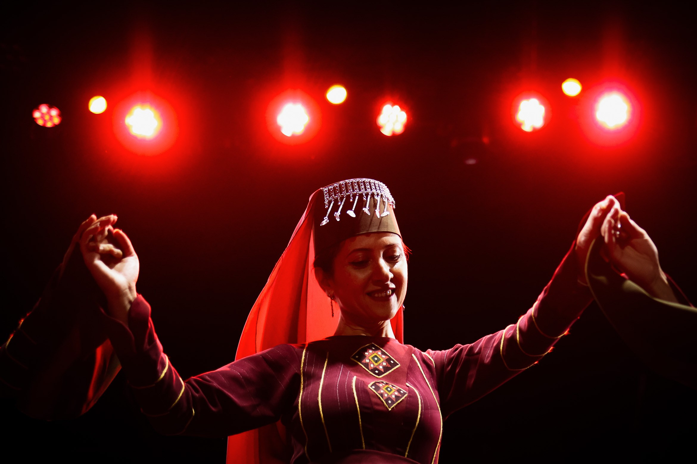 Armenian national dress and dance. Press photo