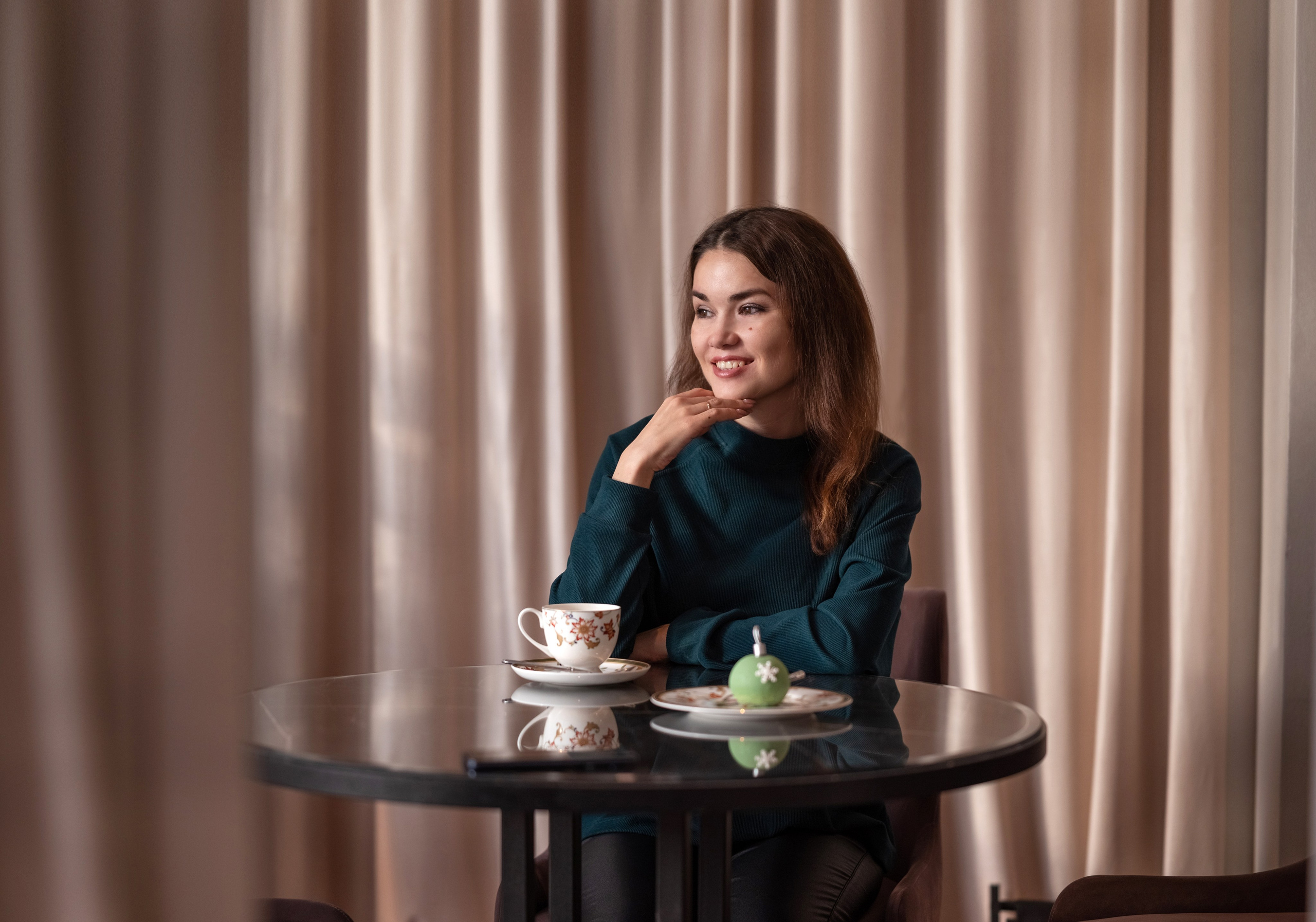 Елена. Съемка в ресторане PIANO BAR. Фотограф в Тюмени Голышева Елена