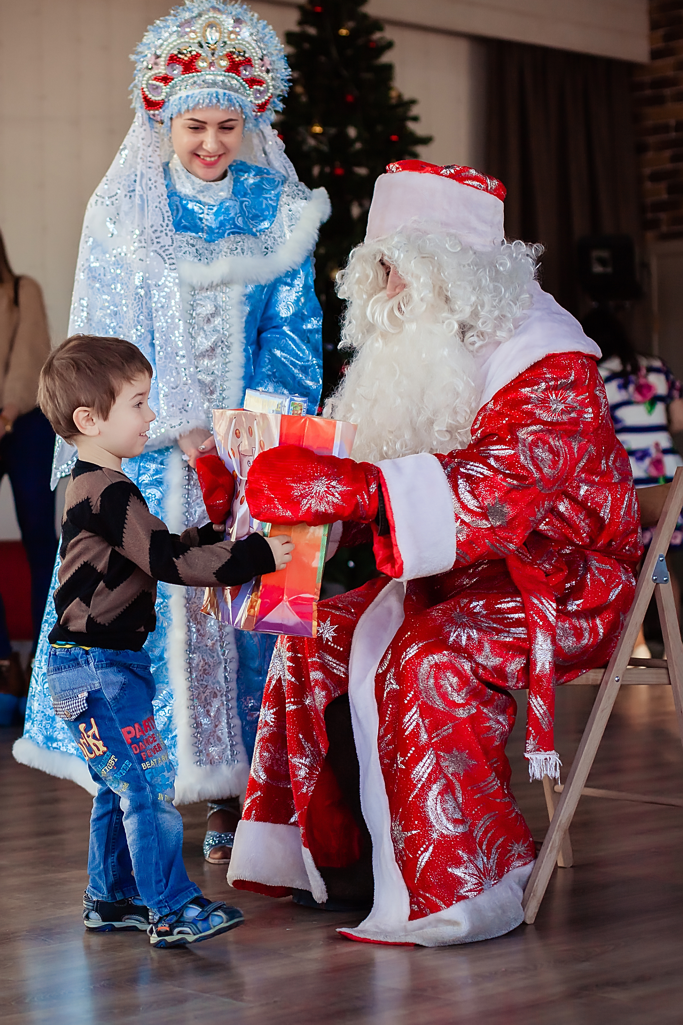 Анонимные Деды Морозы. Фотограф в Ярославле