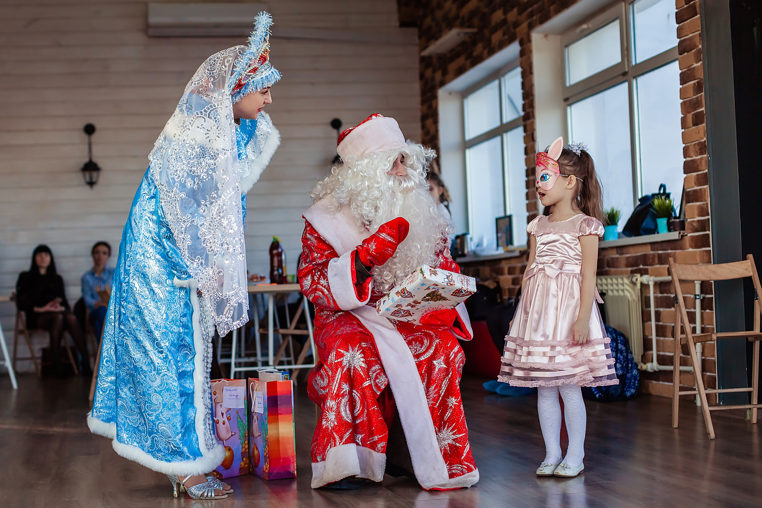 Анонимные Деды Морозы. Фотограф в Ярославле