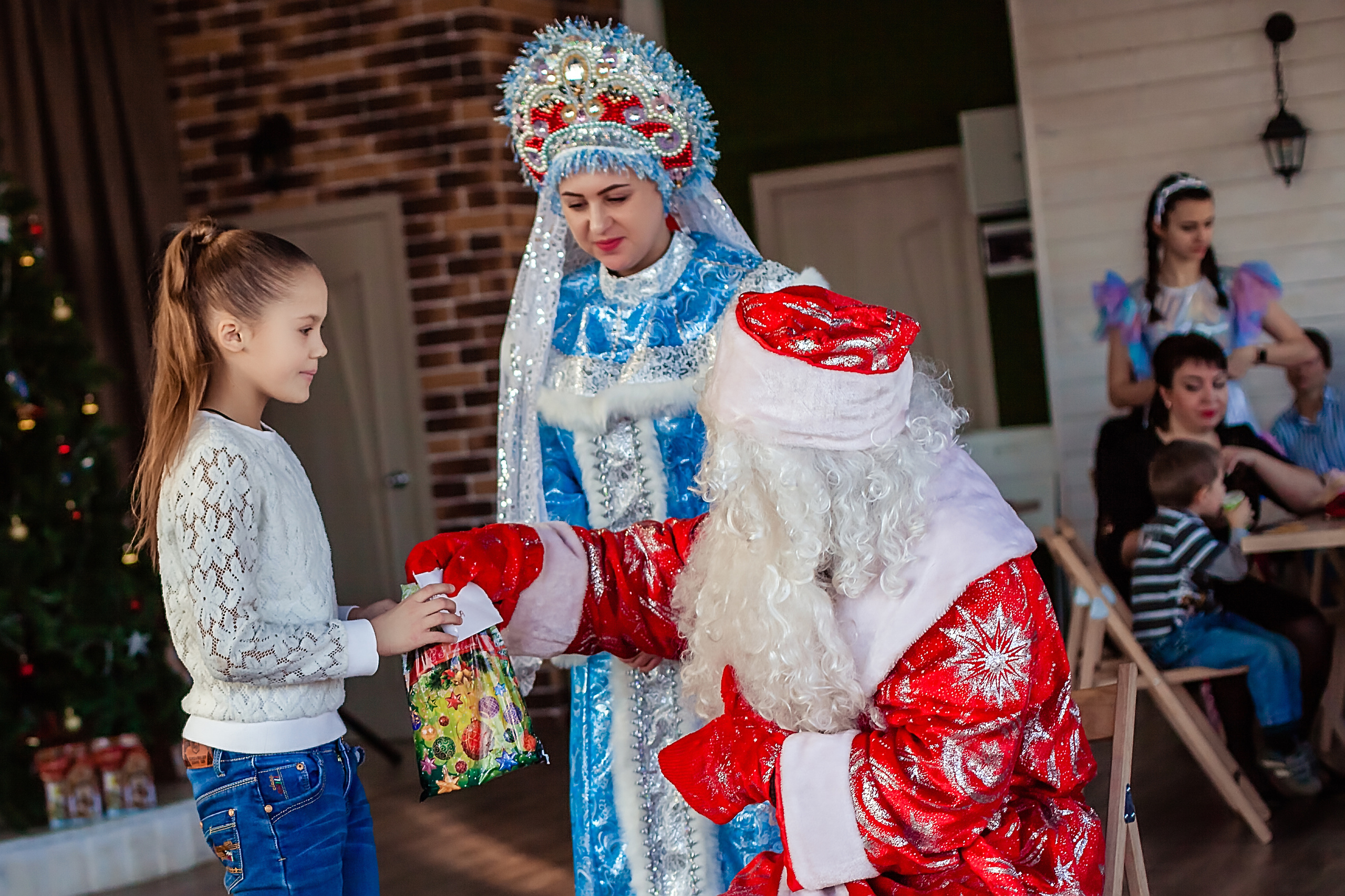 Анонимные Деды Морозы. Фотограф в Ярославле