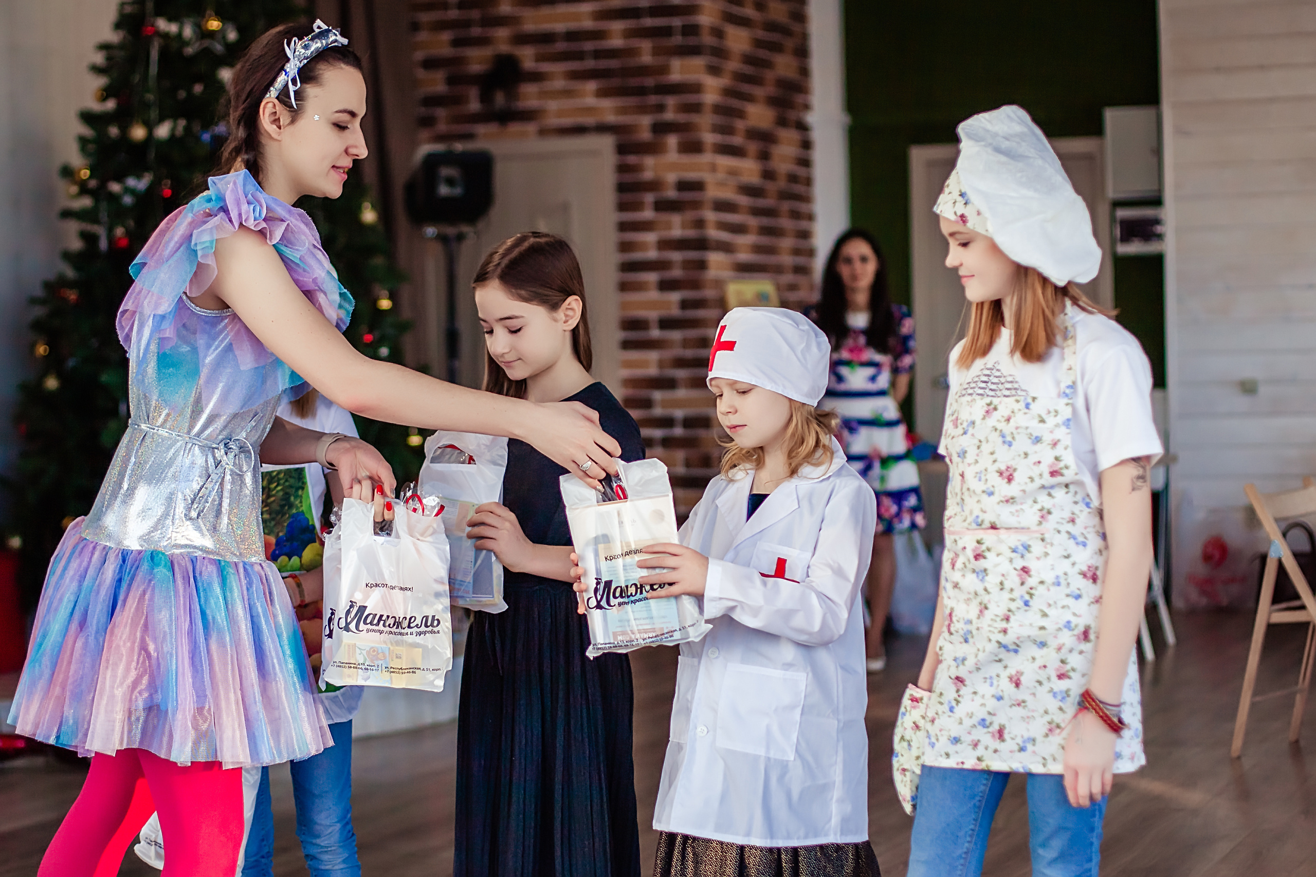 Анонимные Деды Морозы. Фотограф в Ярославле