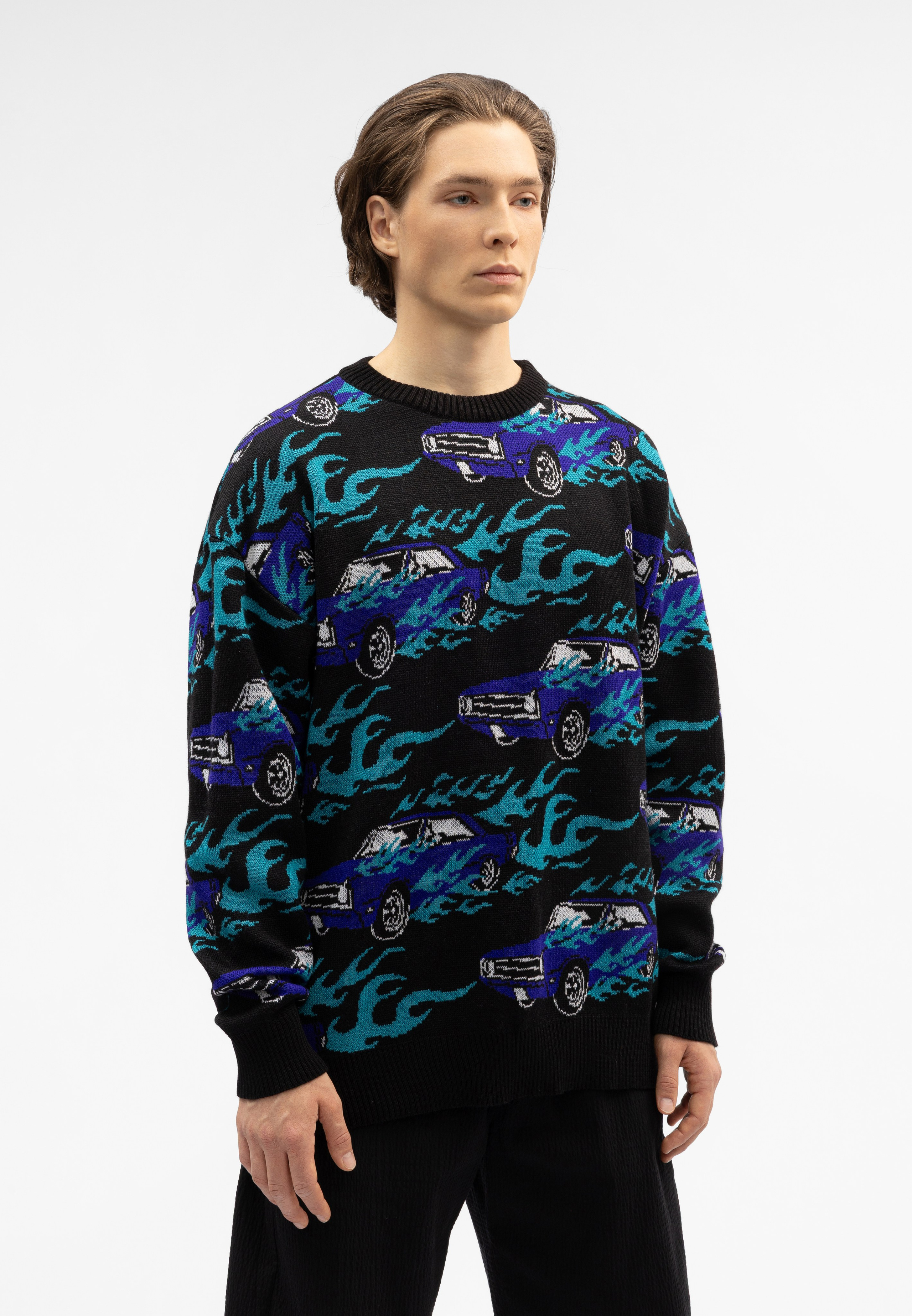 Кейс: Фотосъемка свитеров «Behind the scenes» для Lamoda в СПб