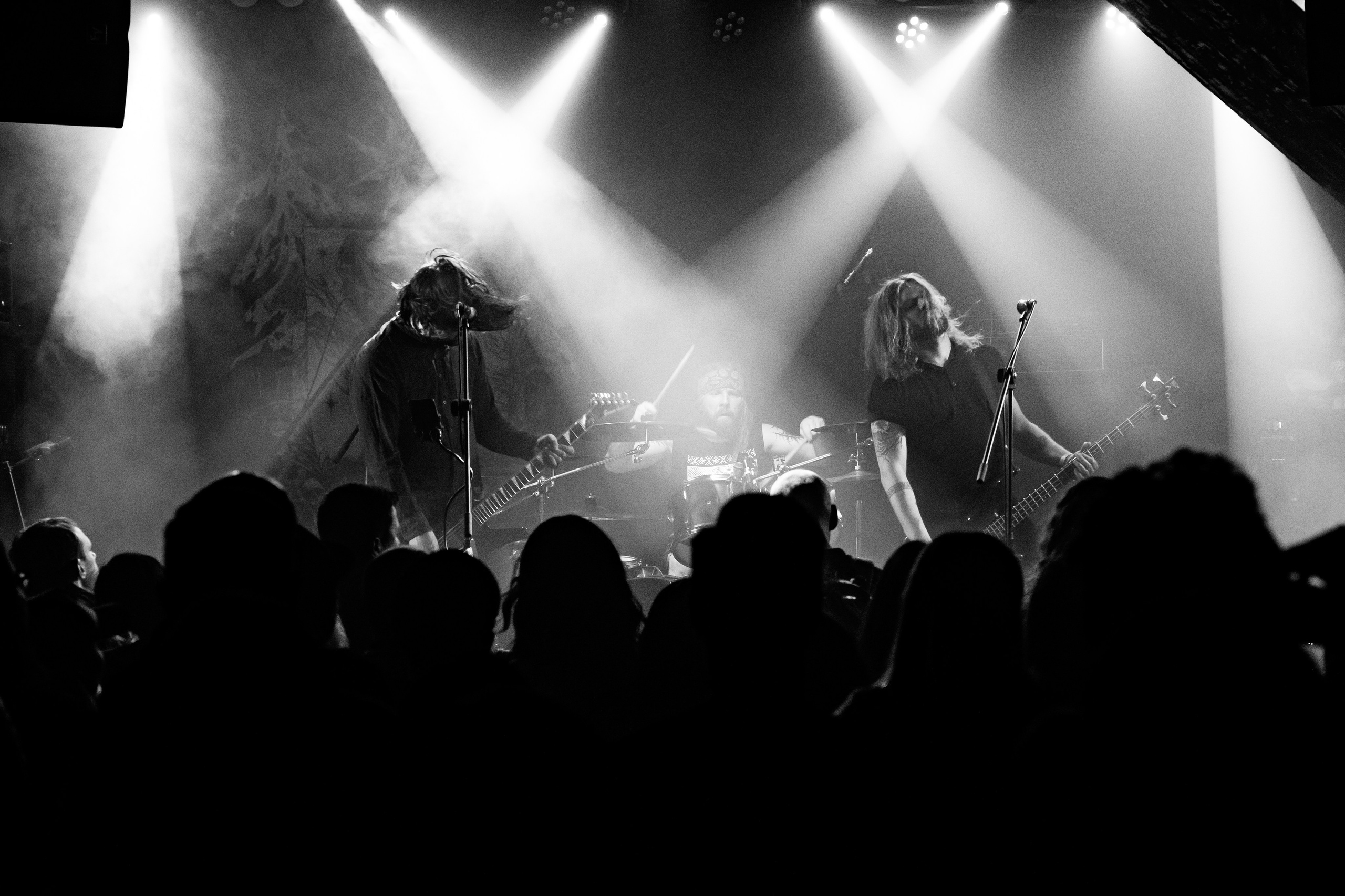 ИЛ • Minuala • Khlad|Цоколь 2.0. Концертный и репортажный фотограф в Санкт-Петербурге Слава Пахомов