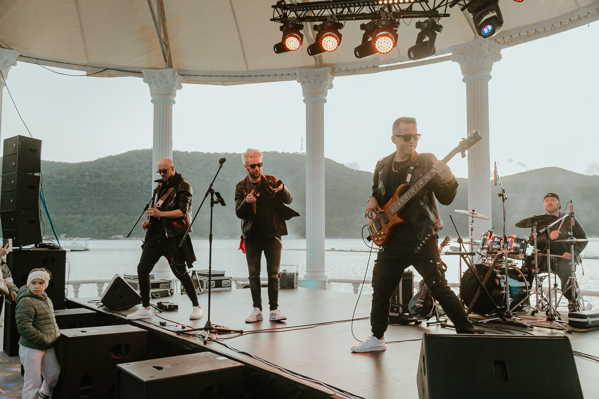 Концерт Оne More Band. Репортажный Фотограф Эндрю Витен
