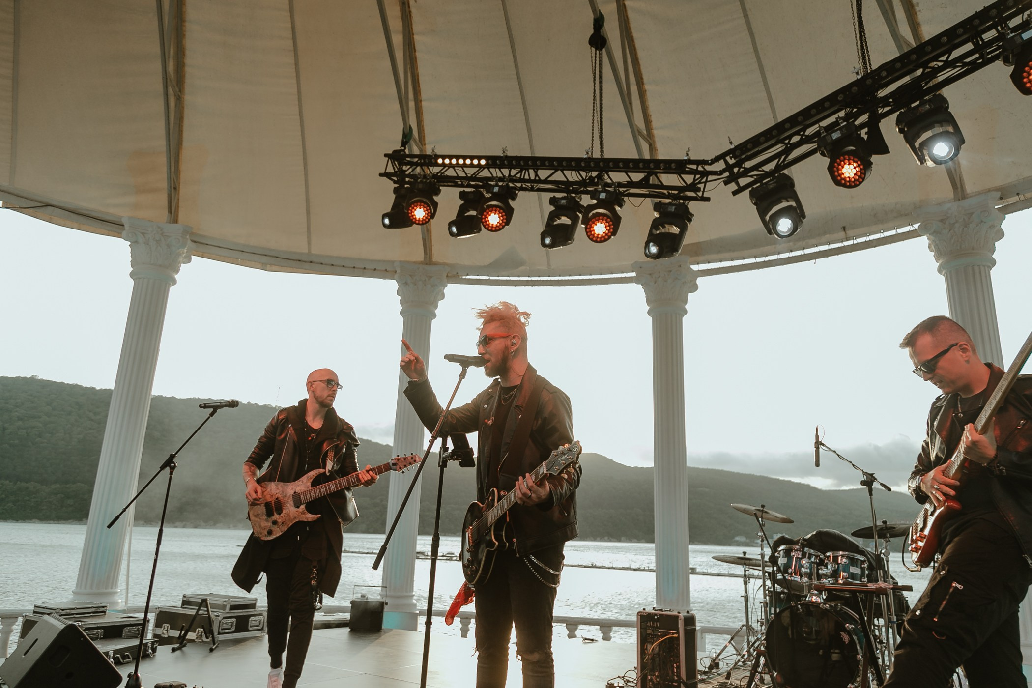 Концерт Оne More Band. Репортажный Фотограф Эндрю Витен