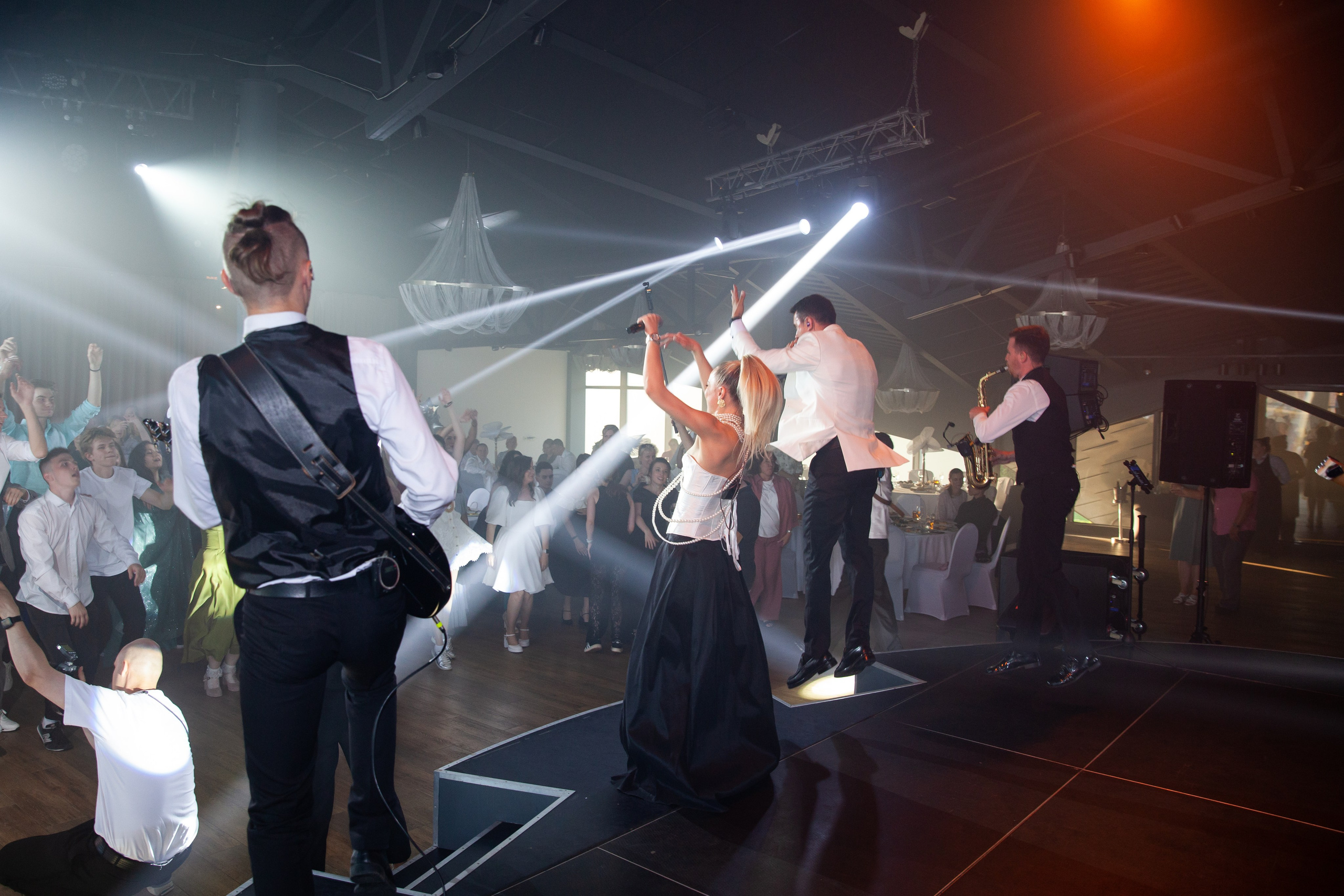 Выпускной вечер в Royal Beach. Портретный фотограф в СПб Ирина Маринина