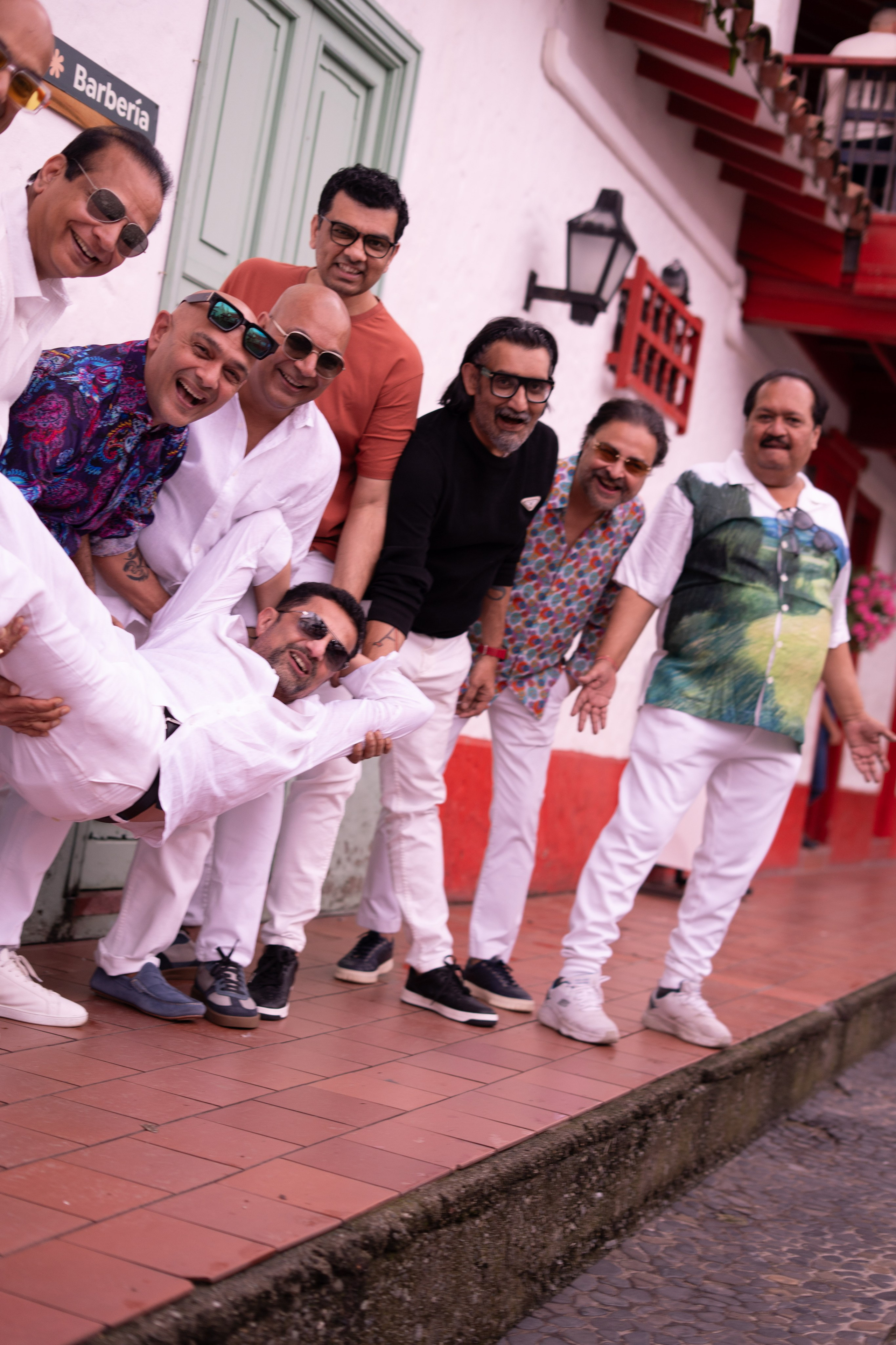 Bachelor party / One day in Medellin. Wedding Photographer in Barcelona and Medellin