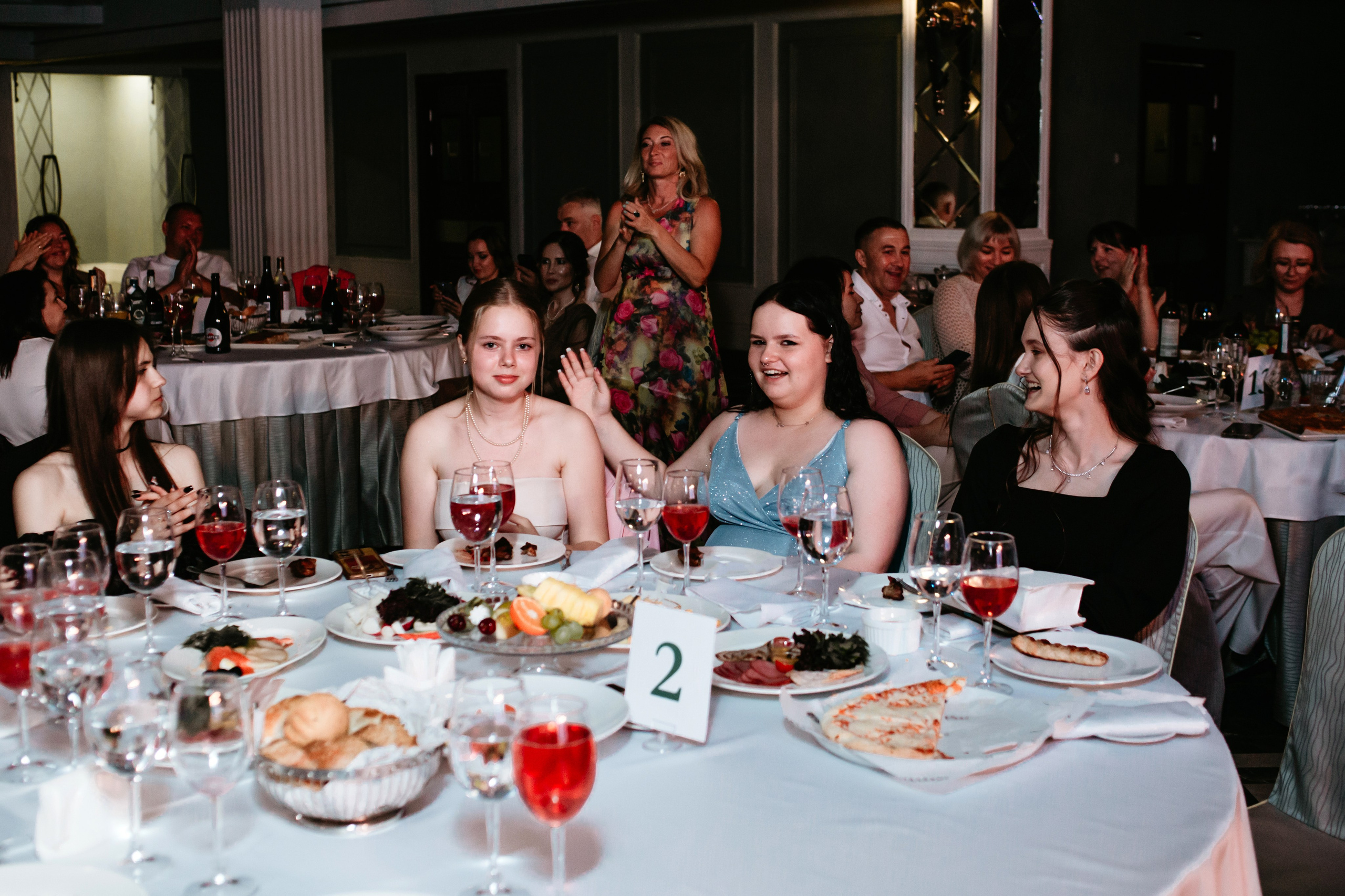 Выпускной 2025 (9класс) 124 школа. Фотограф в Челябинске Ополихина Анна