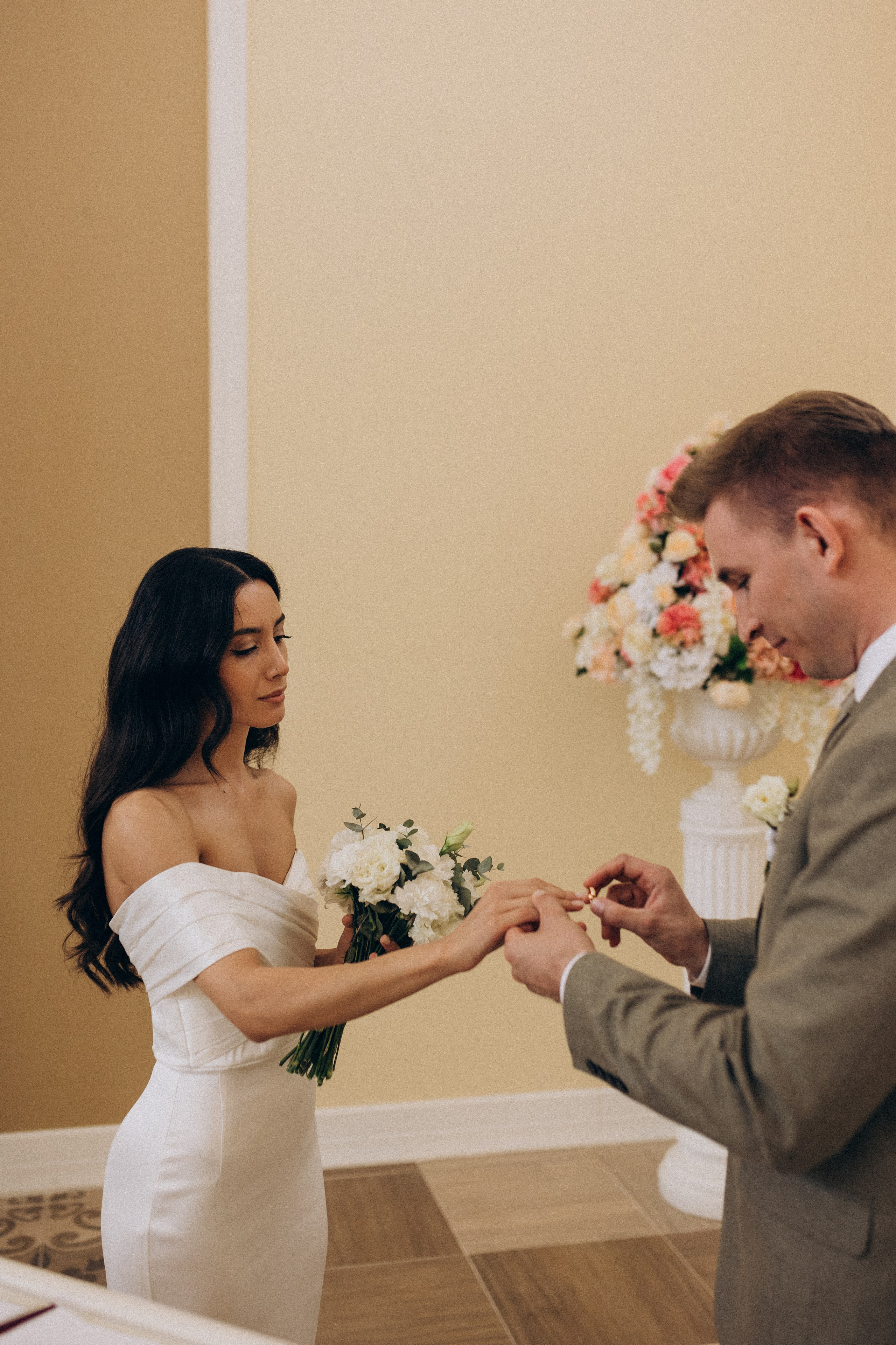 Сергей и Эльнара | Загс Калининского района. Свадебный и love story фотограф в Санкт-Петербурге