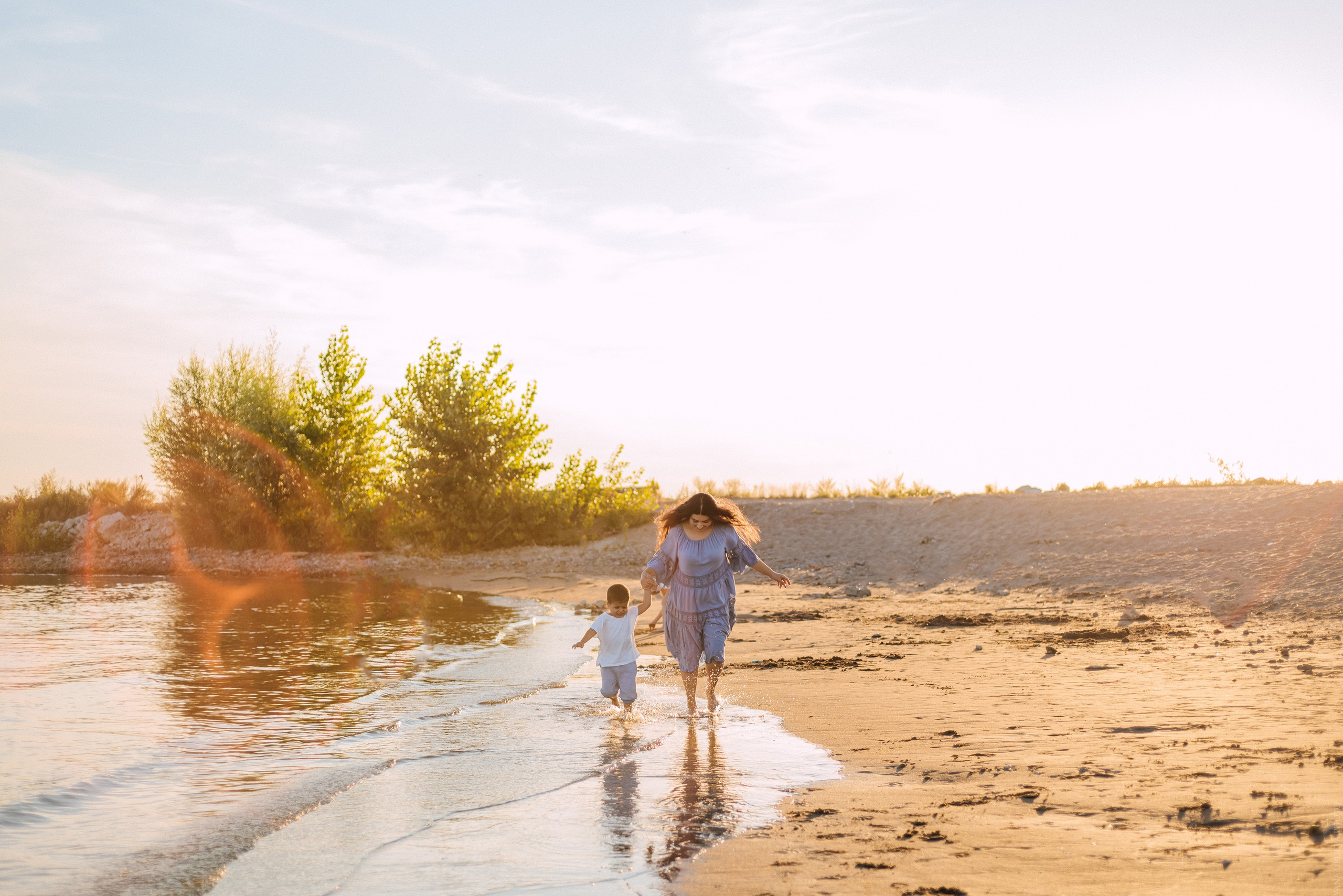 Семейный вечер на пляже. Свадебный и контент- фотограф в Тольятти, Самаре, Москве Яна Уруева