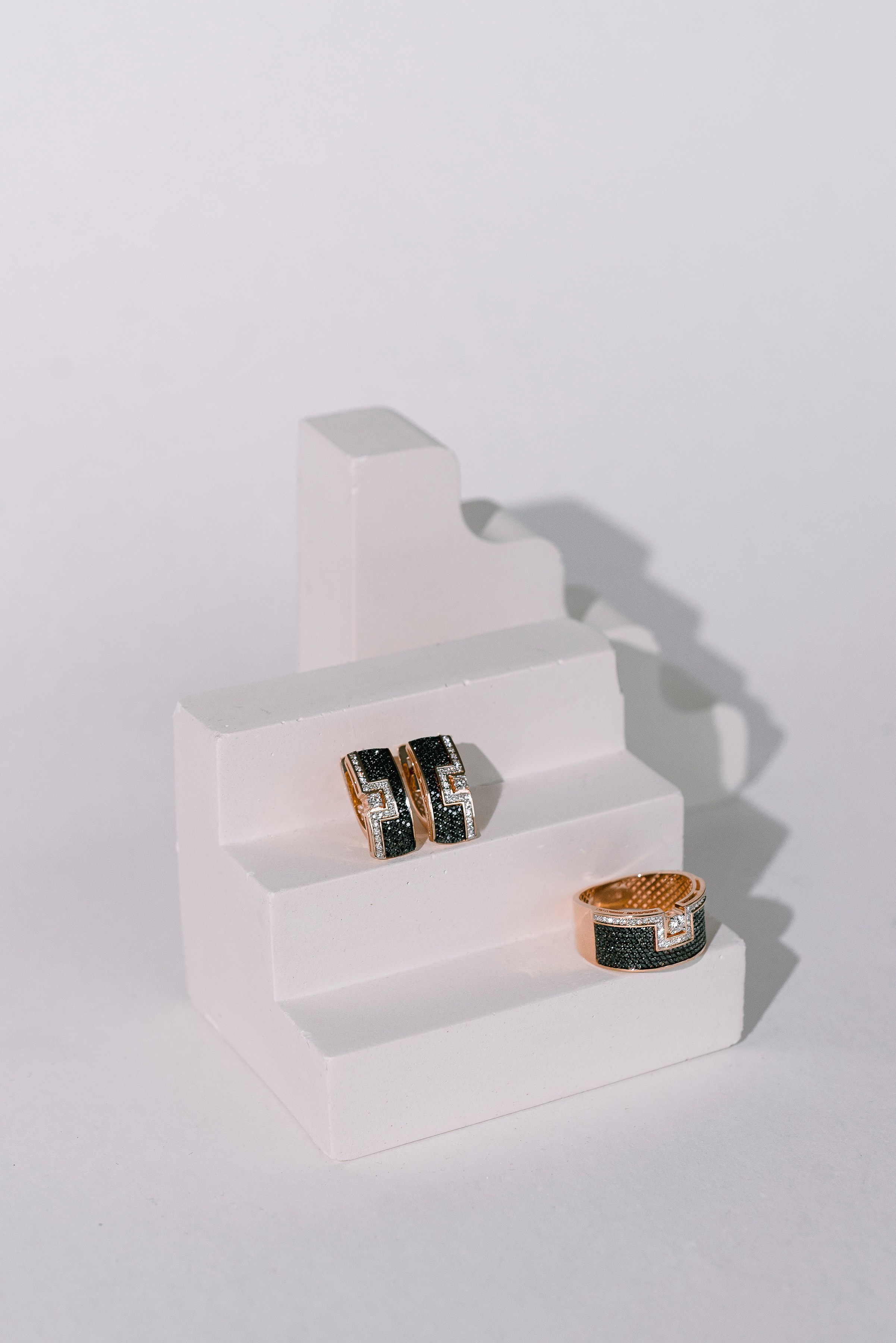 Ювелирный салон «KARAT». Свадебный и контент- фотограф в Тольятти, Самаре, Москве Яна Уруева