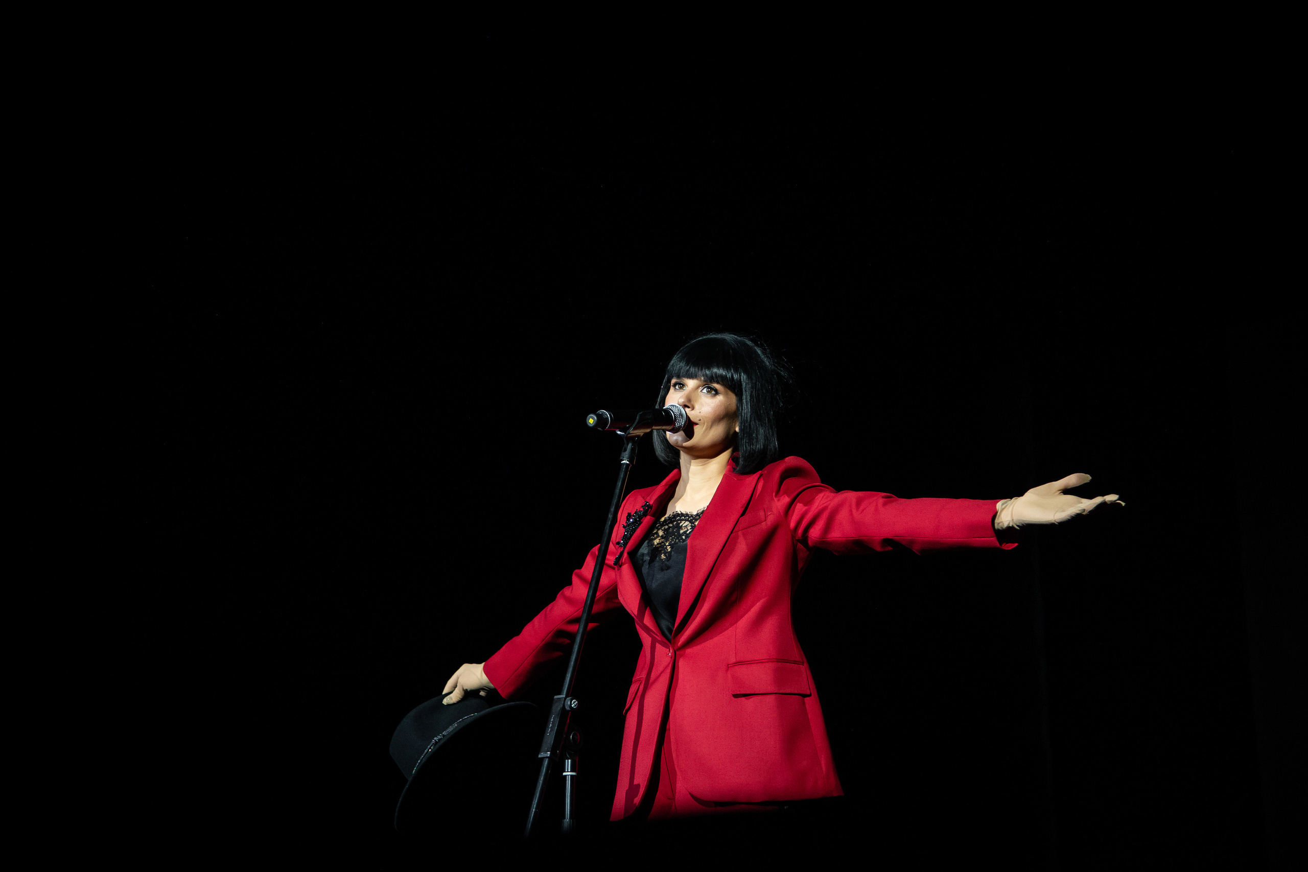 Поэтесса Юлия Соломонова. Бизнес фотограф в Новосибирске Александр Рощин