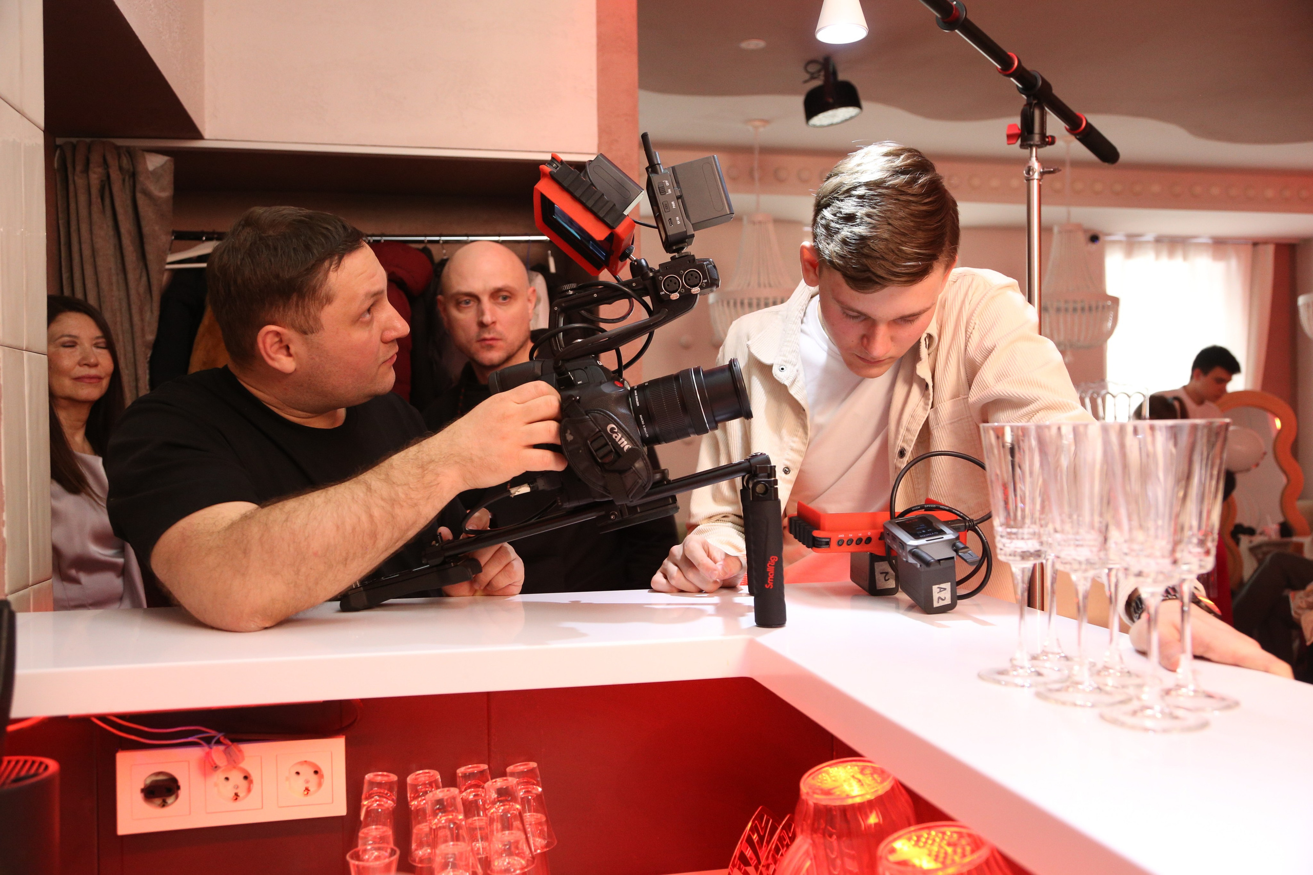 Клипы и Кино. Сергей Кошкин ВИДЕООПЕРАТОР, ОПЕРАТОР-ПОСТАНОВЩИК, ВИДЕОГРАФ